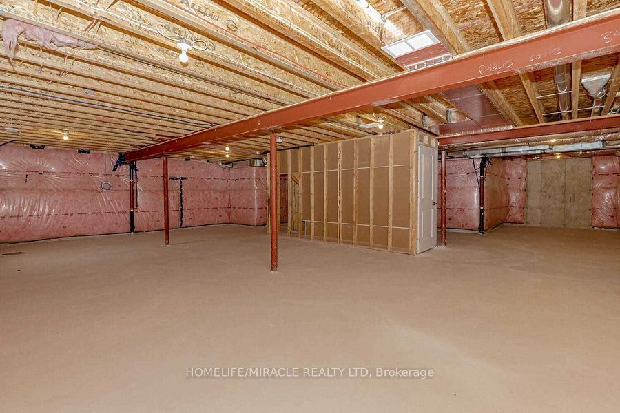 45 Irwin Common Street Property Photo 39