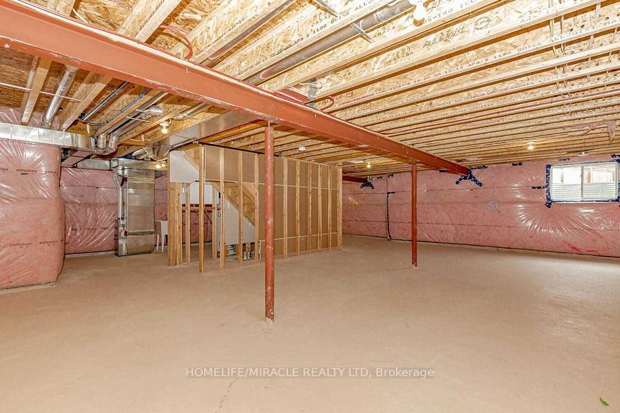 45 Irwin Common Street Property Photo 40