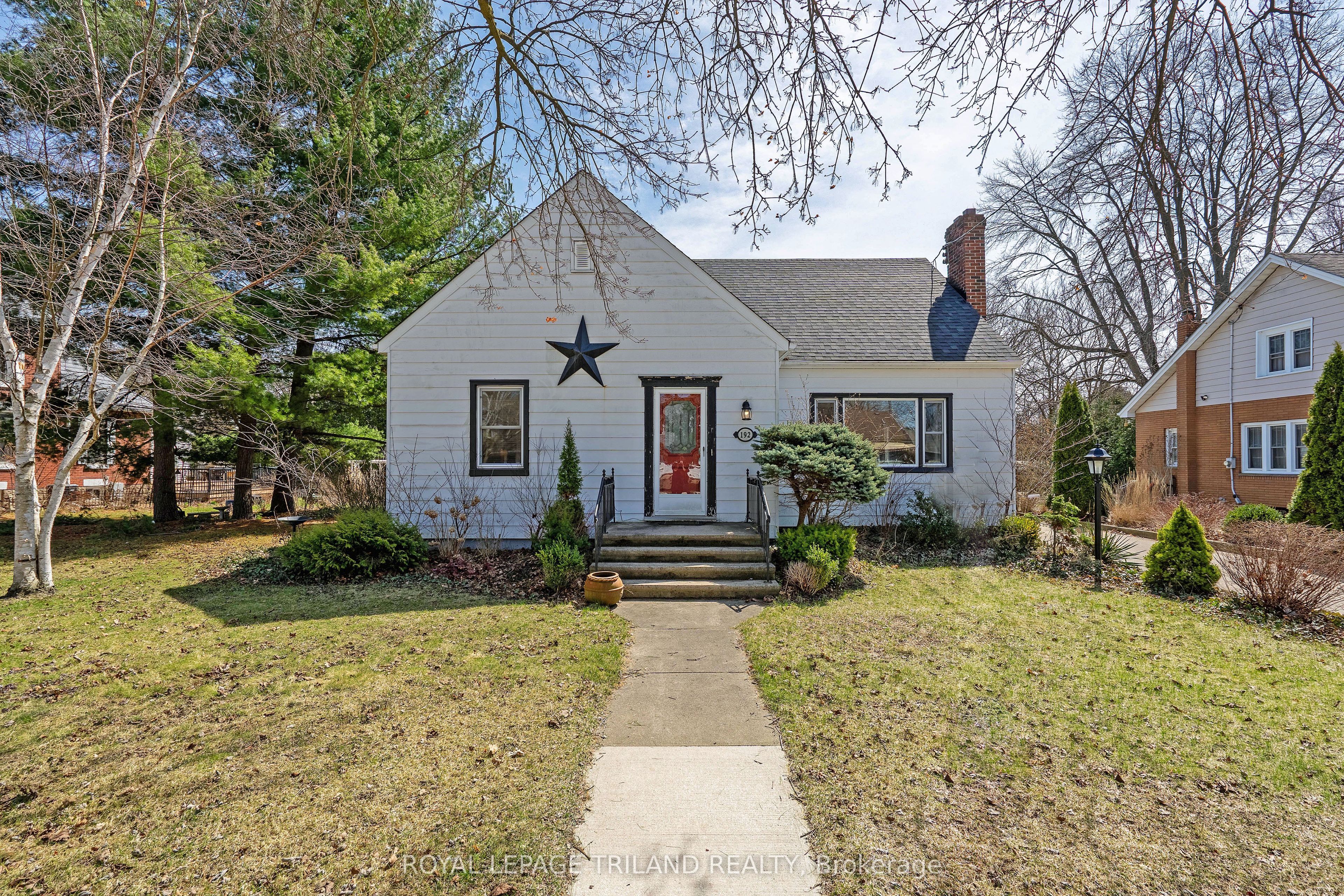 192 Queen Street Property Photo