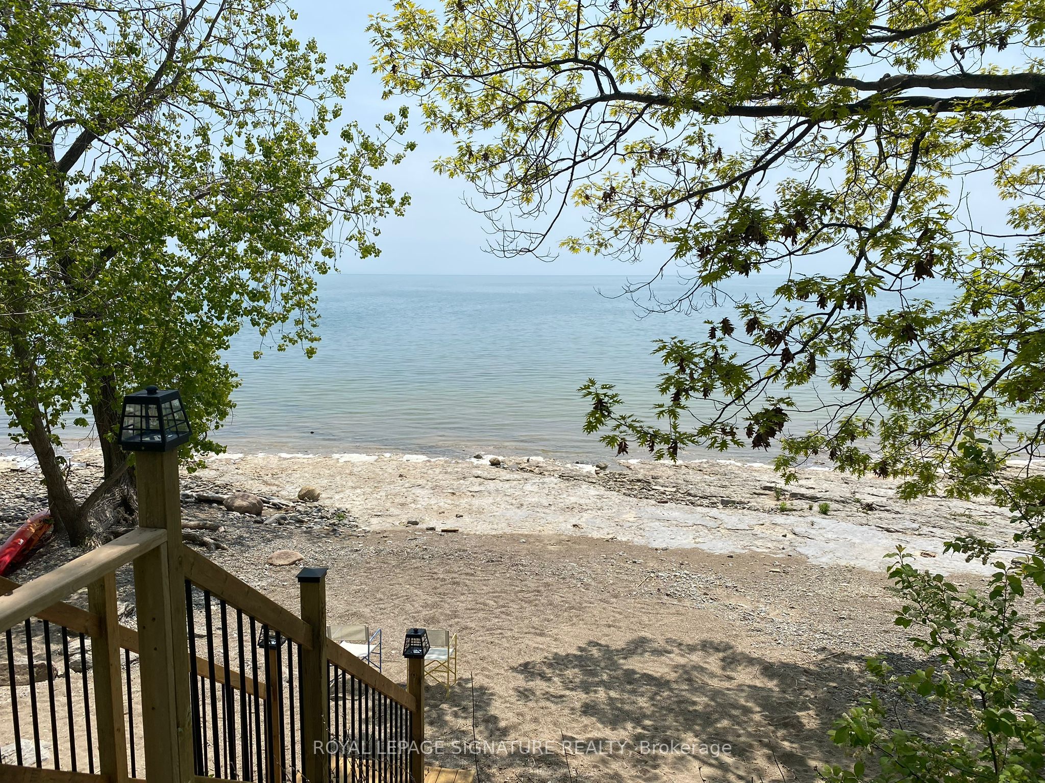 291 Lakeshore Road N Property Photo 2