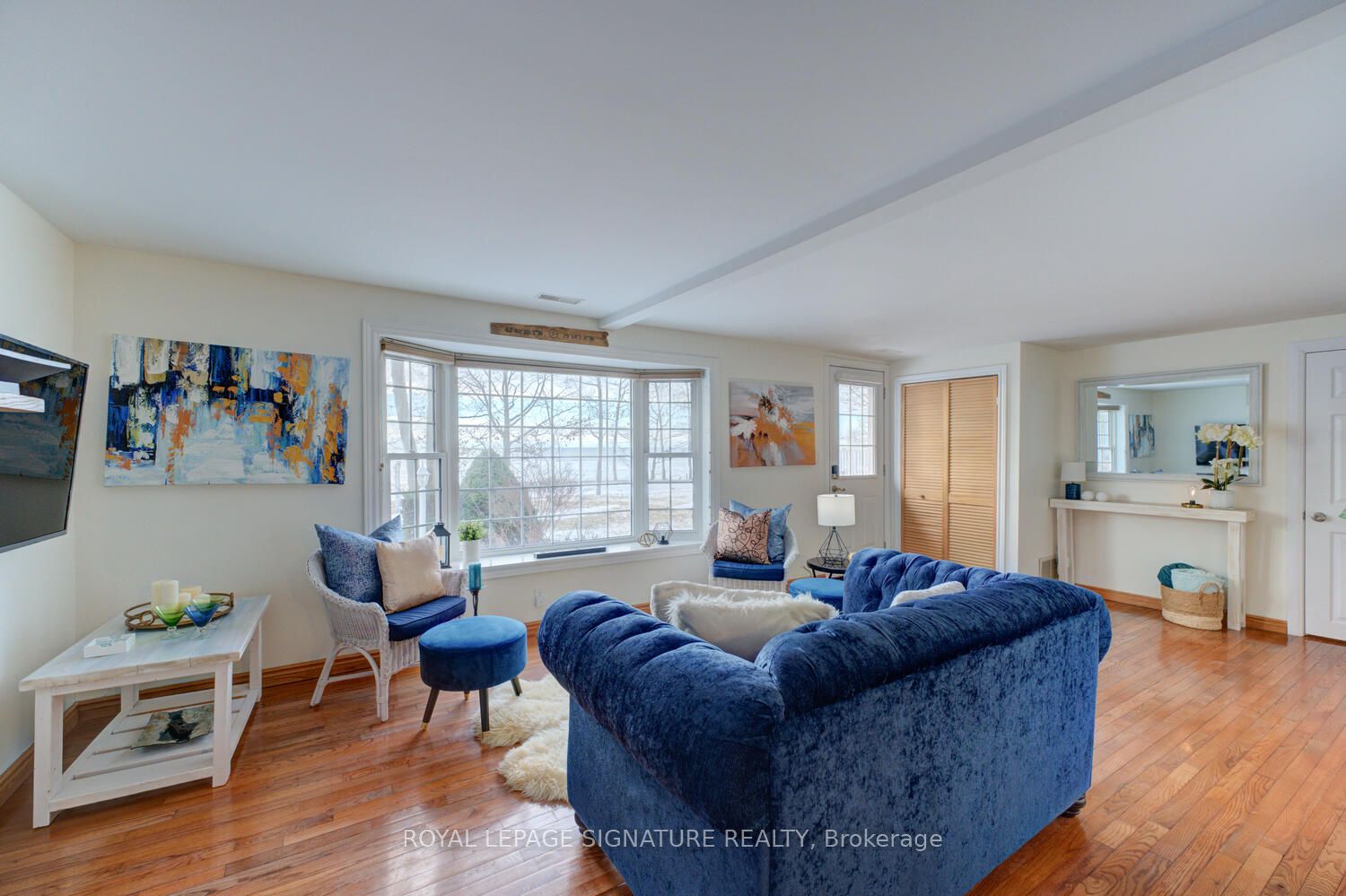 291 Lakeshore Road N Property Photo 9