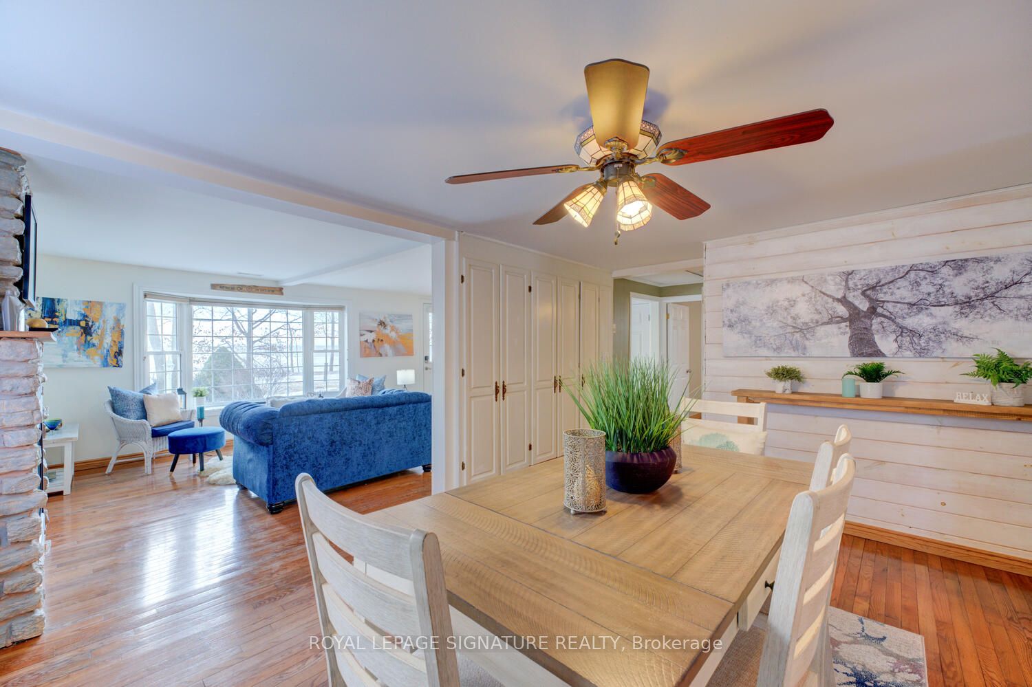 291 Lakeshore Road N Property Photo 13