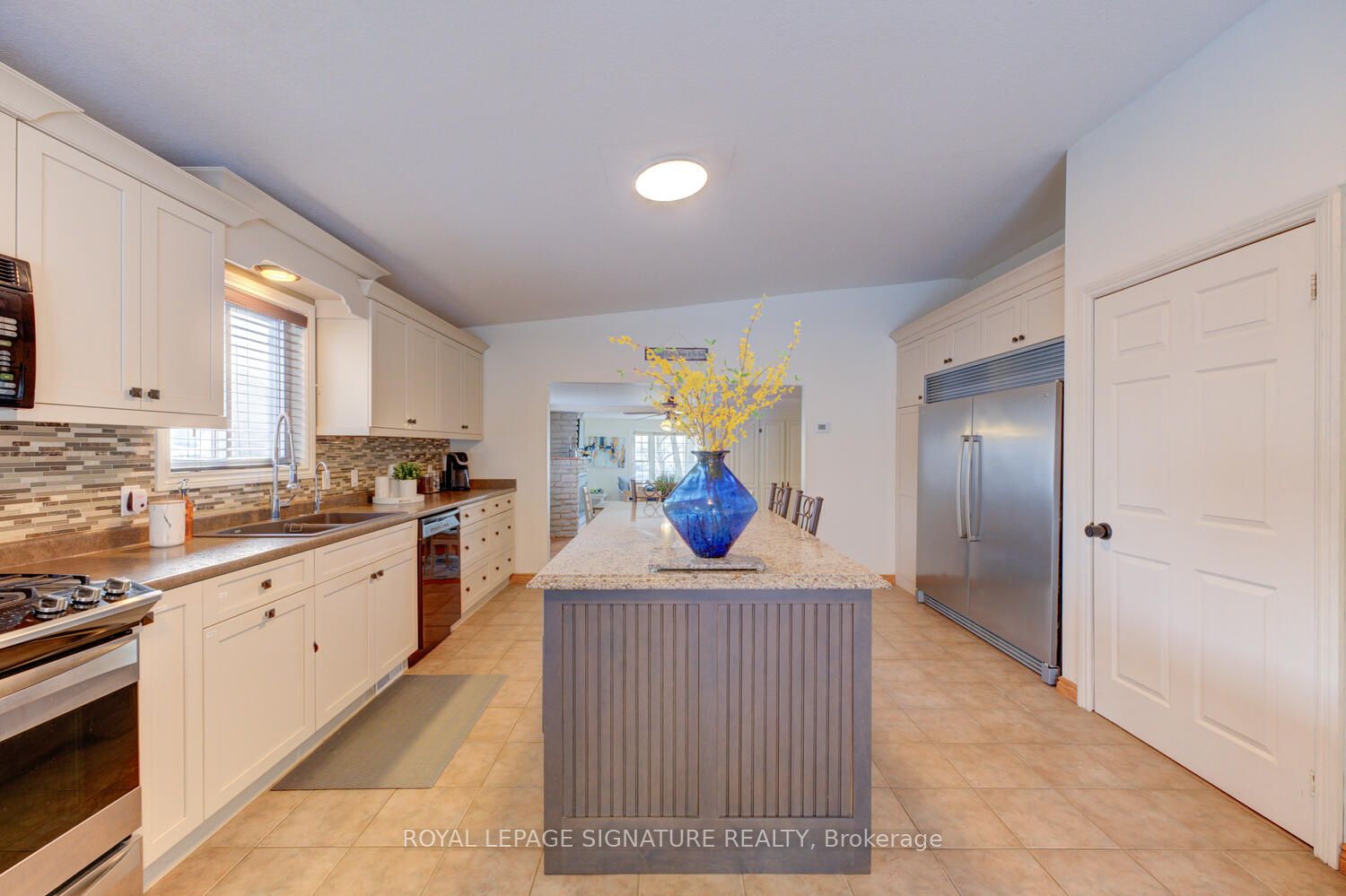 291 Lakeshore Road N Property Photo 19