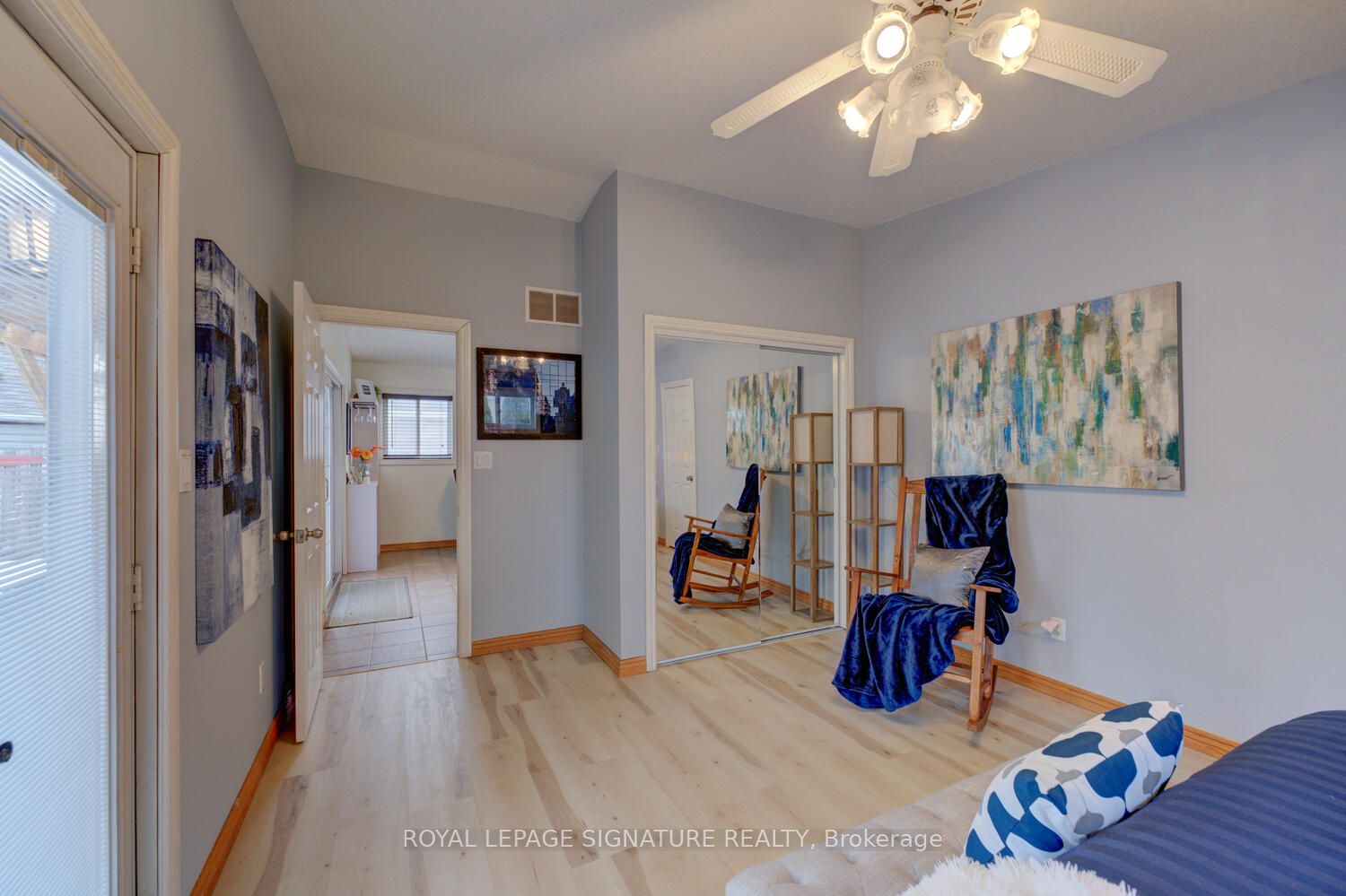 291 Lakeshore Road N Property Photo 31