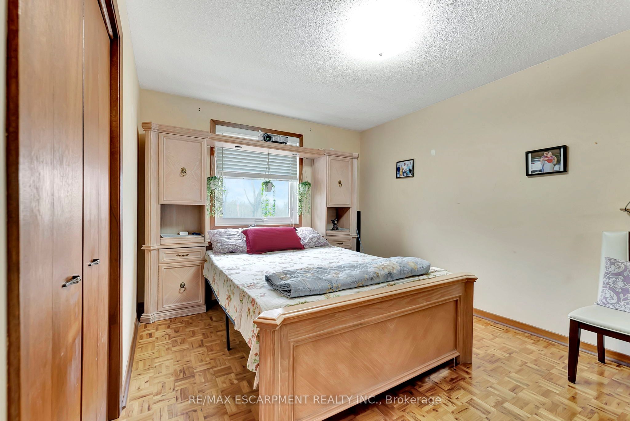 2280 Highway 6 N/a Property Photo 11