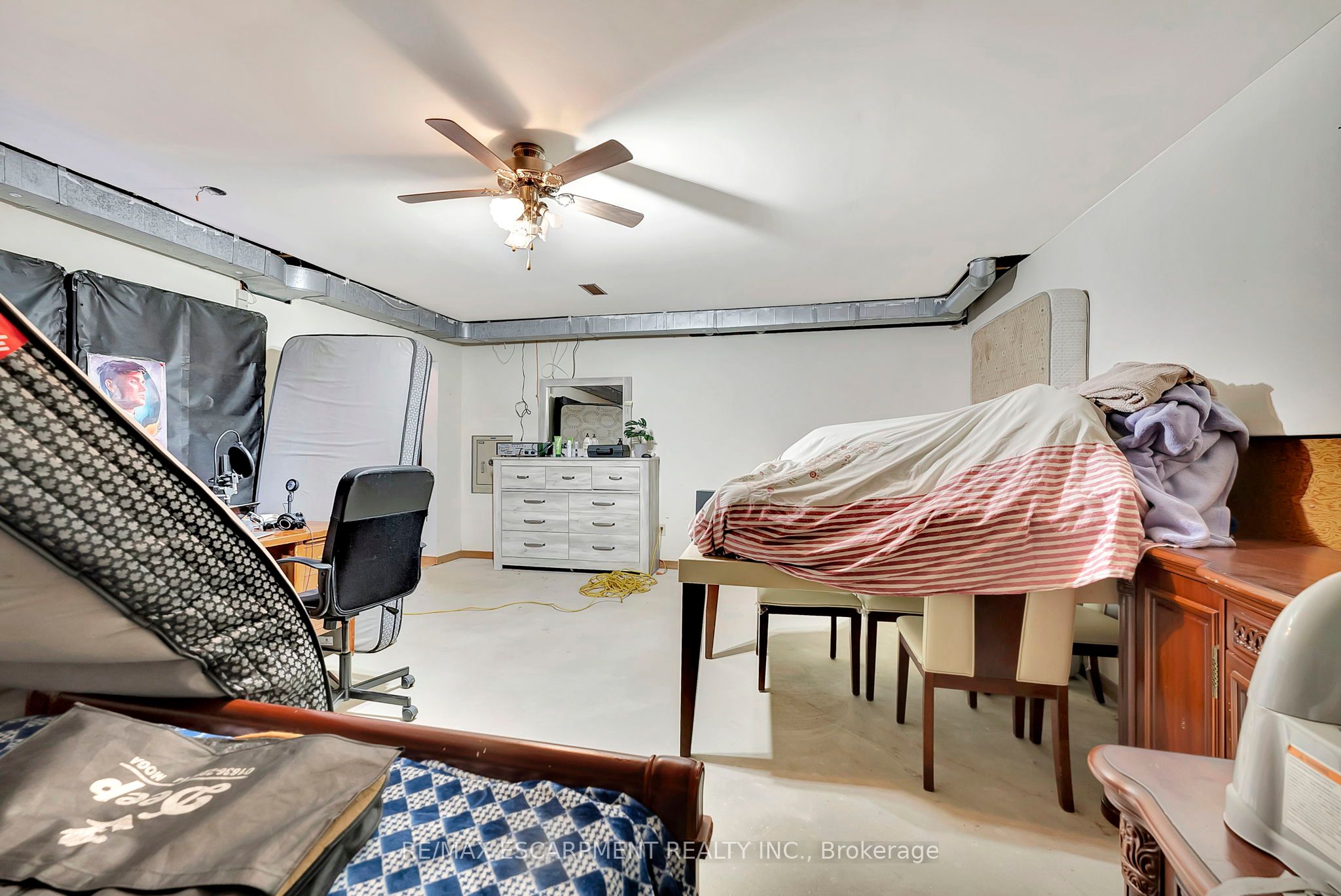 2280 Highway 6 N/a Property Photo 19