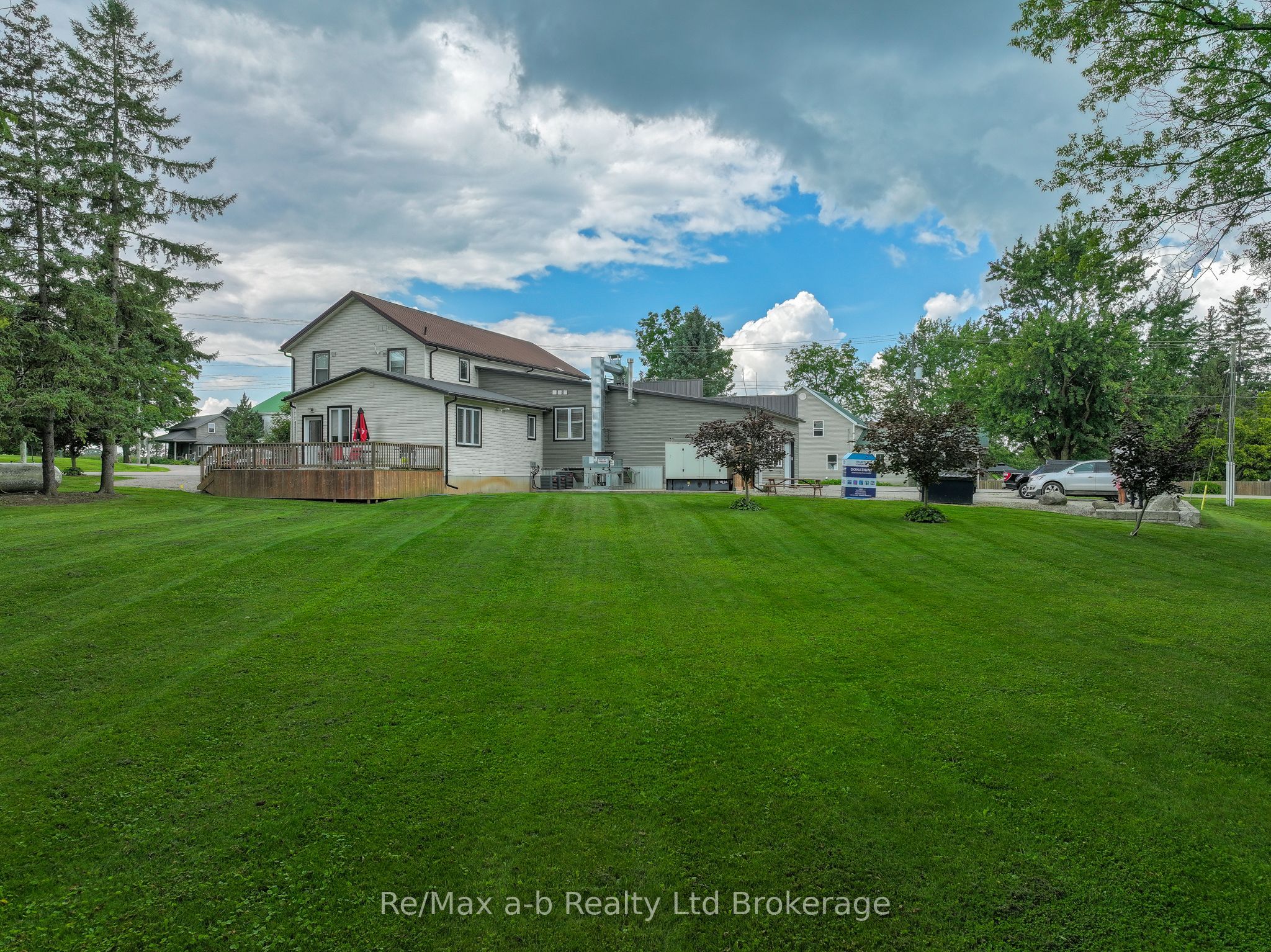 226 Middle Townline Road Property Photo 7