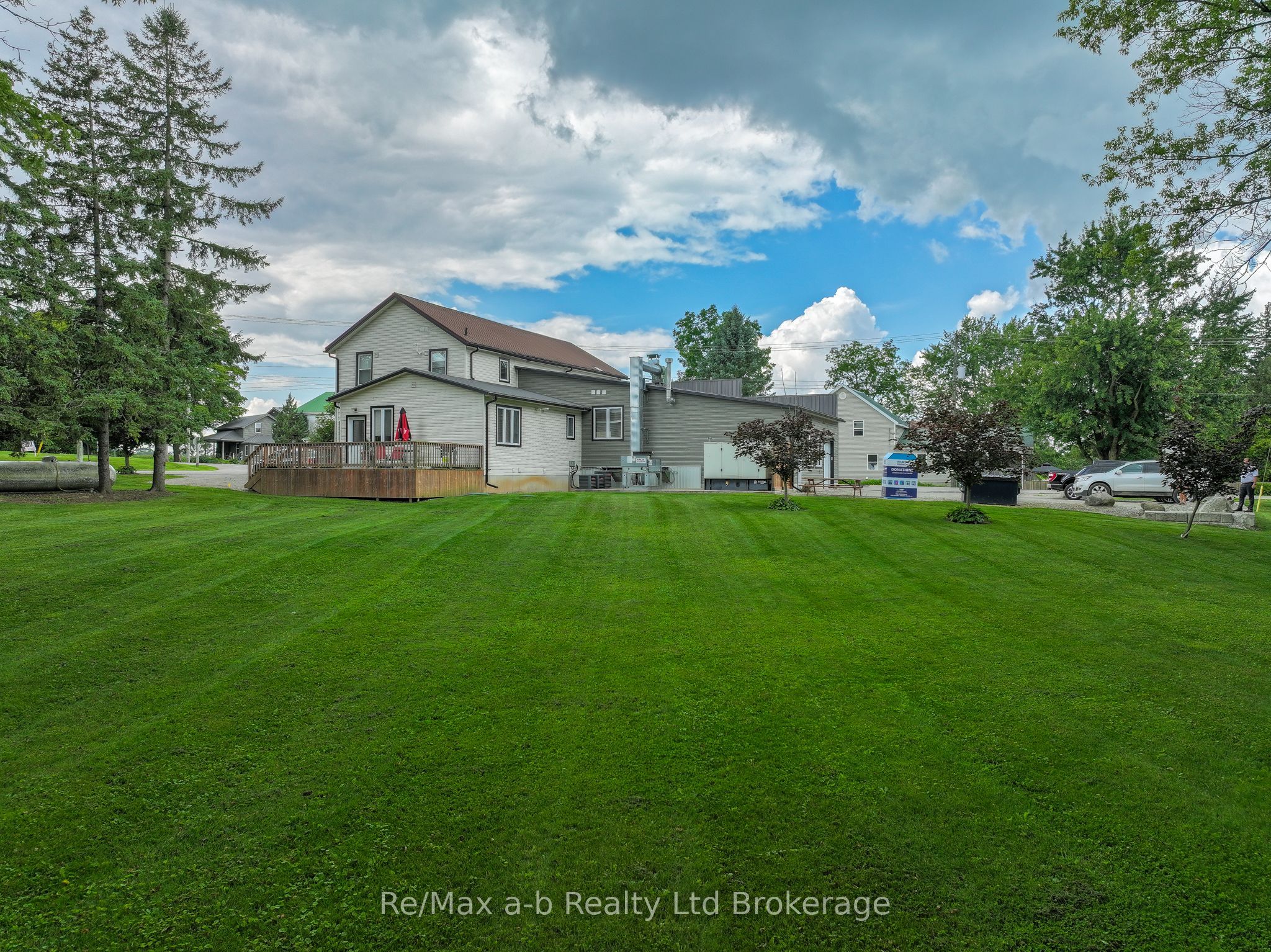 226 Middle Townline Road Property Photo 8