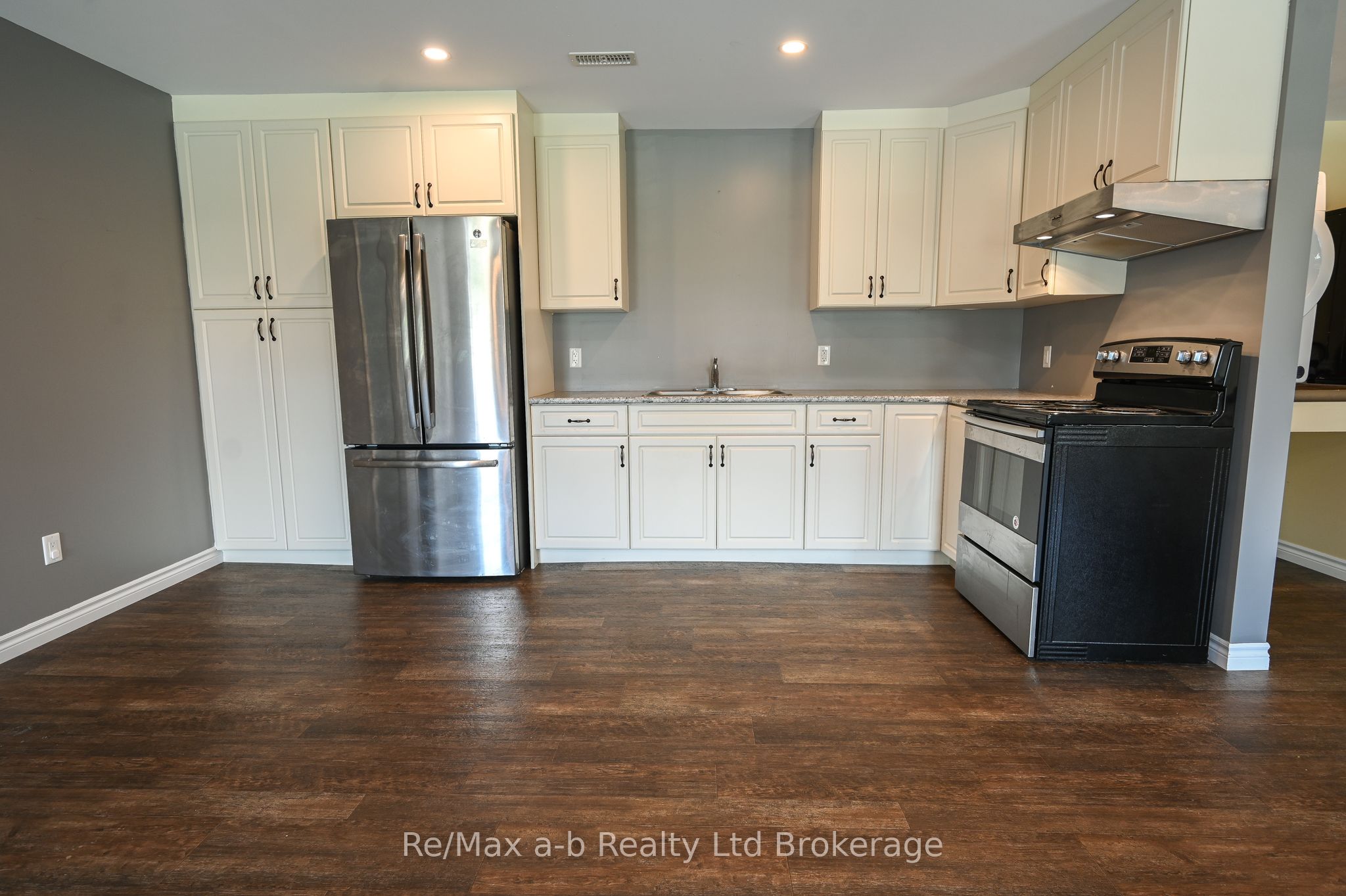 226 Middle Townline Road Property Photo 28