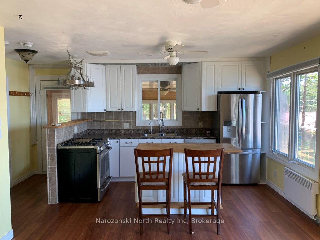 22-b Beaver Road Property Photo 6