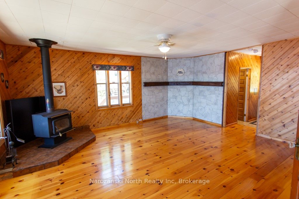 22-b Beaver Road Property Photo 17
