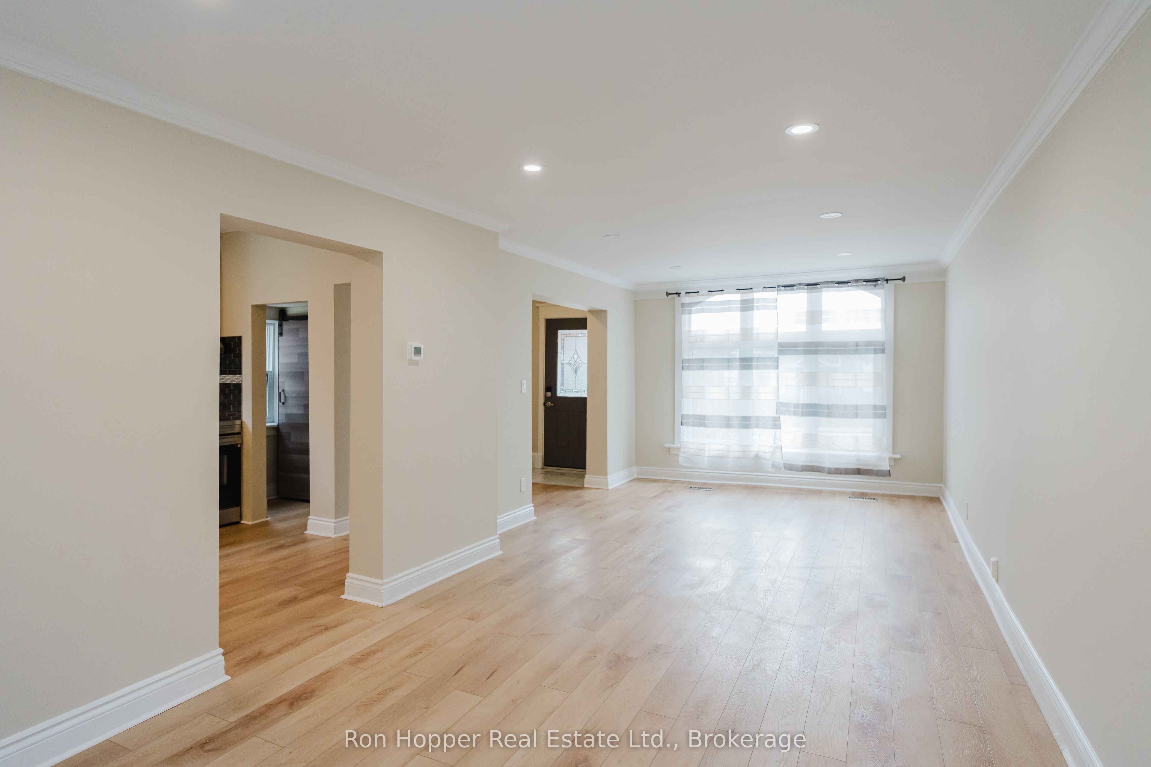 539 4th Avenue E Property Photo 8