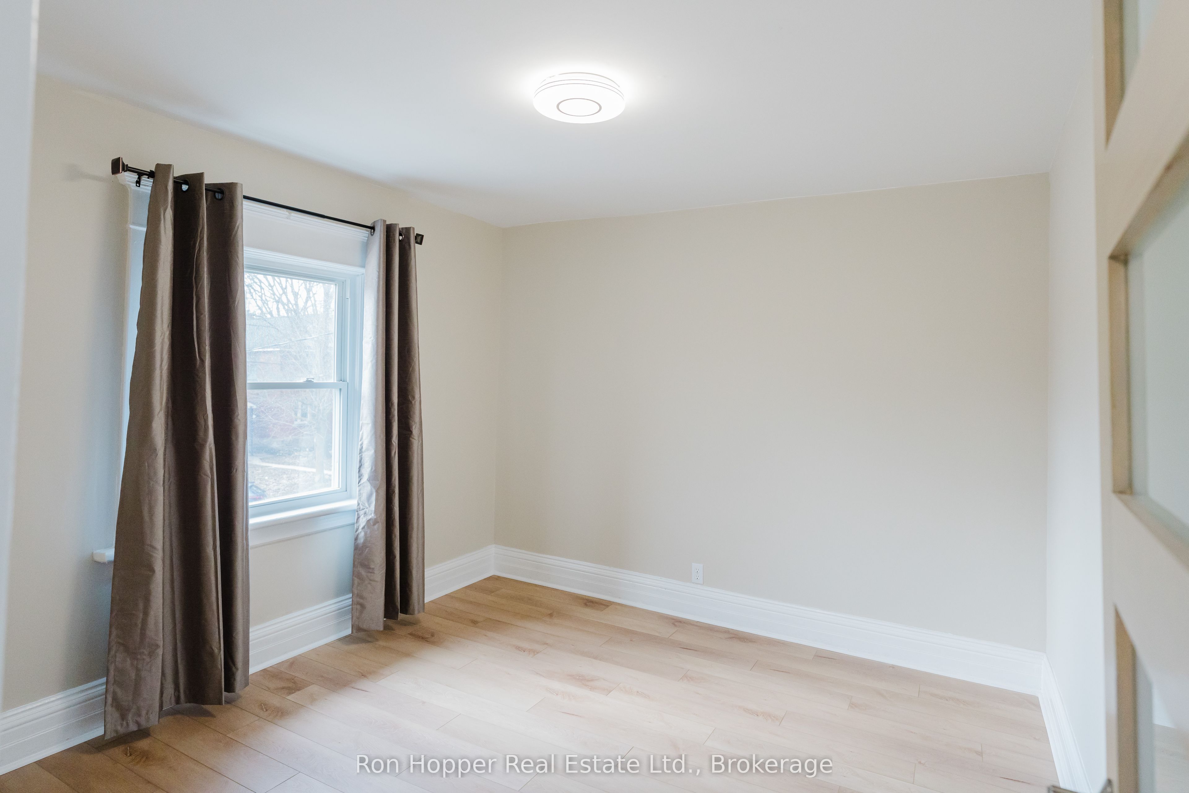 539 4th Avenue E Property Photo 16