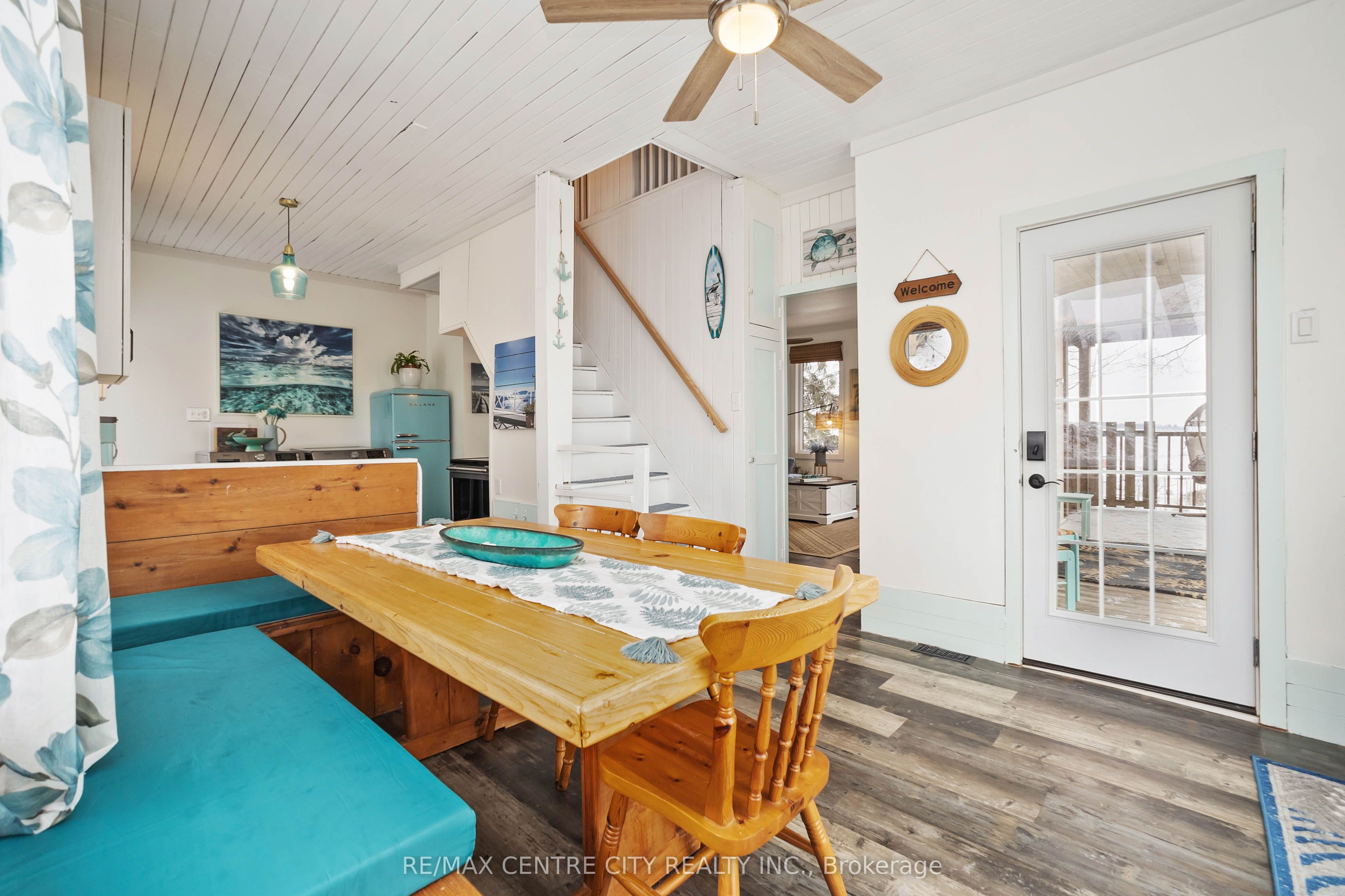 348 Erie Street Property Photo 8