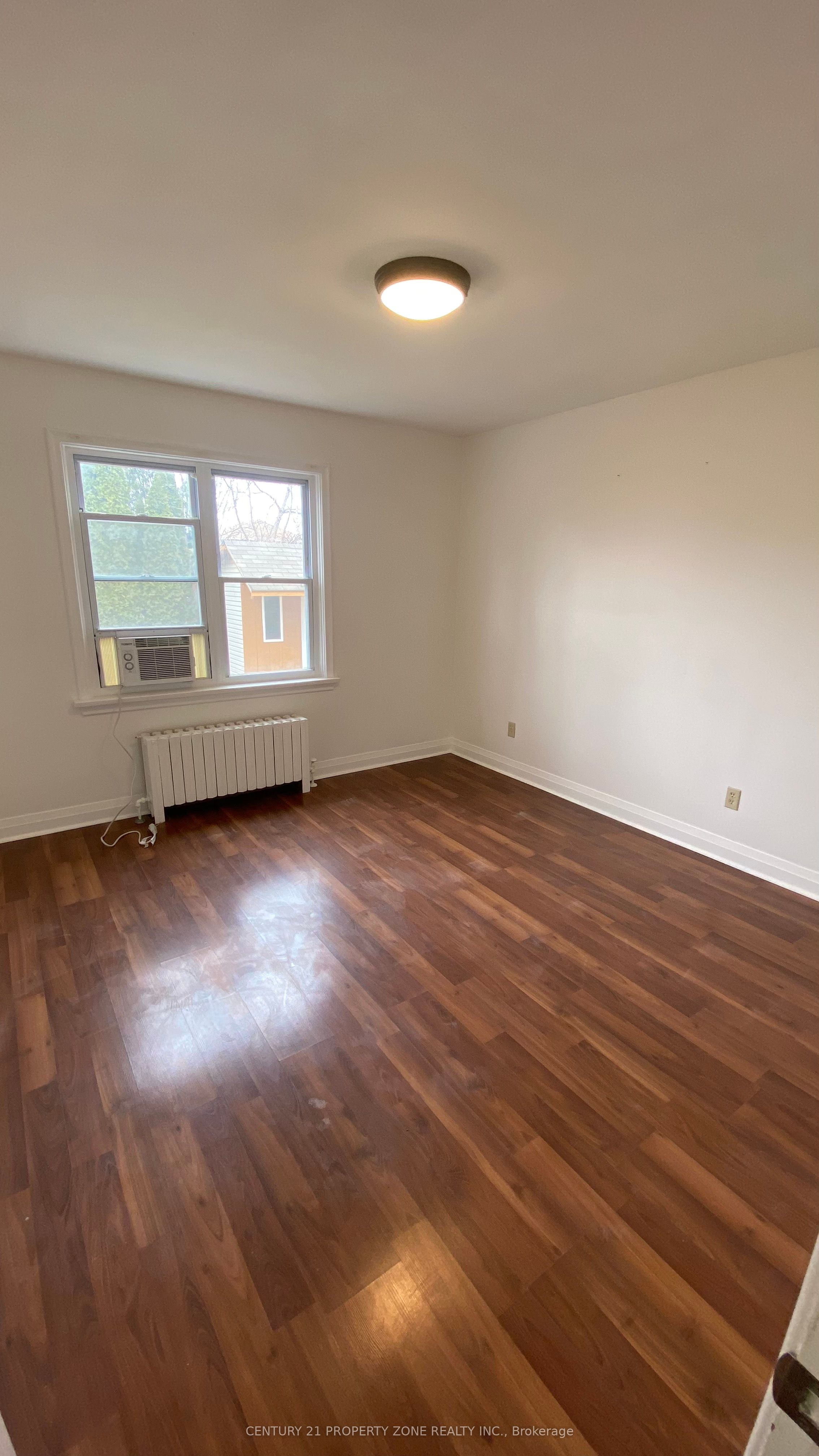 9 Pinedale Avenue Upper Property Photo 7