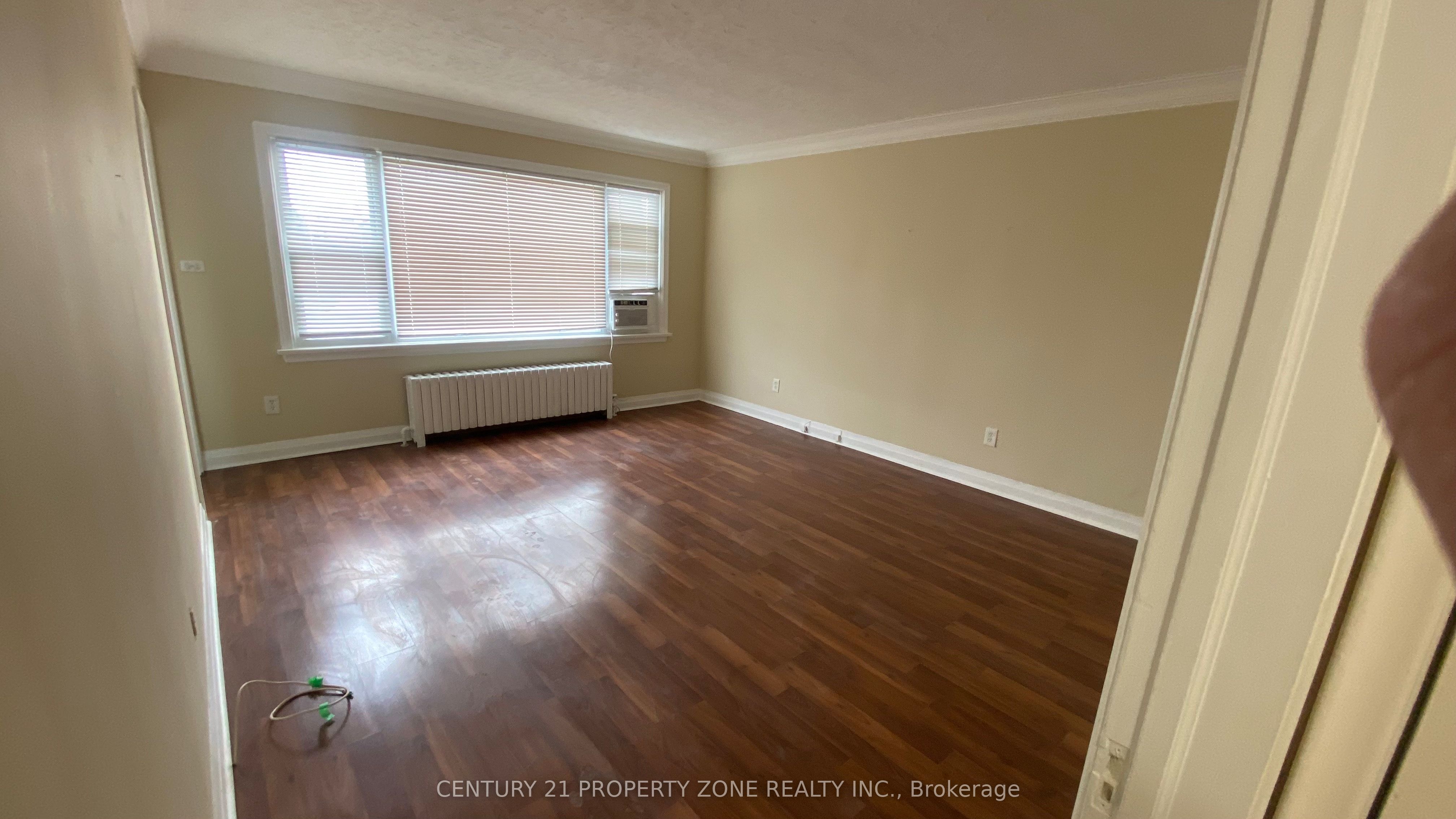 9 Pinedale Avenue Upper Property Photo 8