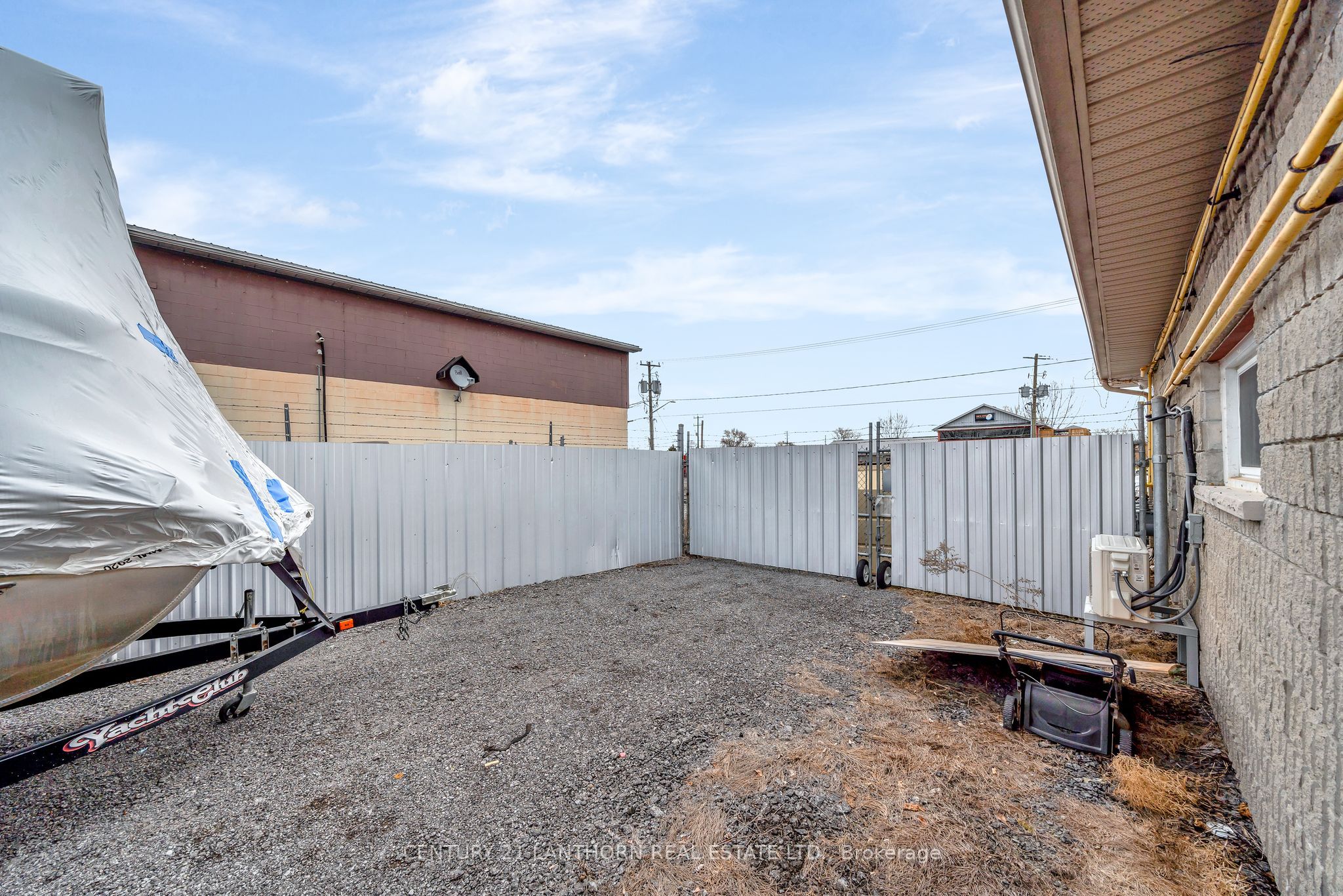 40 Gotha Street Property Photo 37