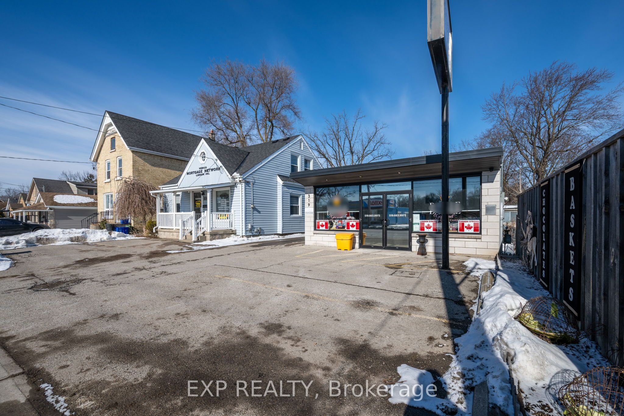 319 Springbank Drive Property Photo 2