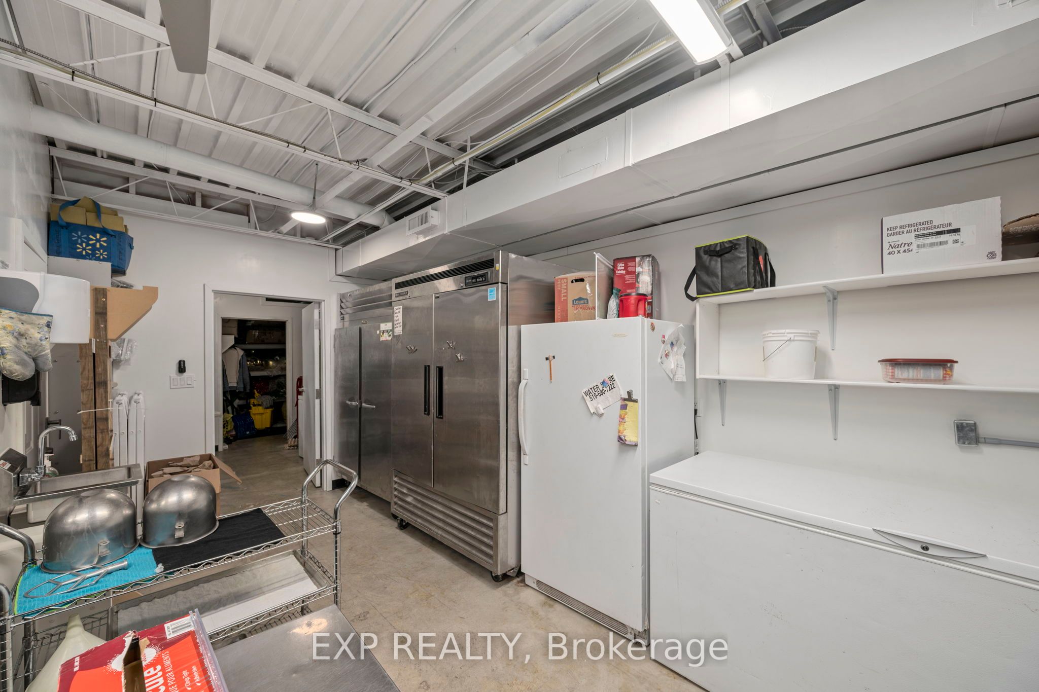 319 Springbank Drive Property Photo 18