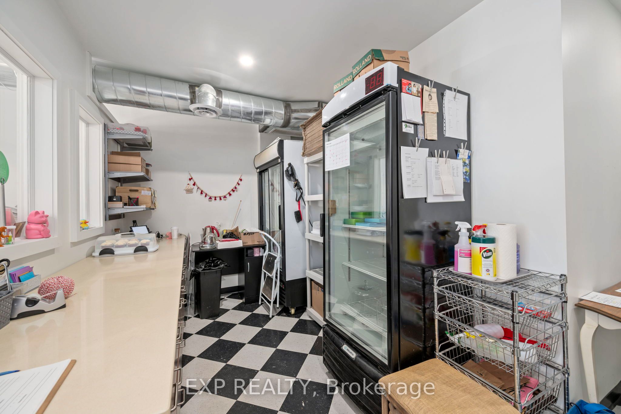 319 Springbank Drive Property Photo 19