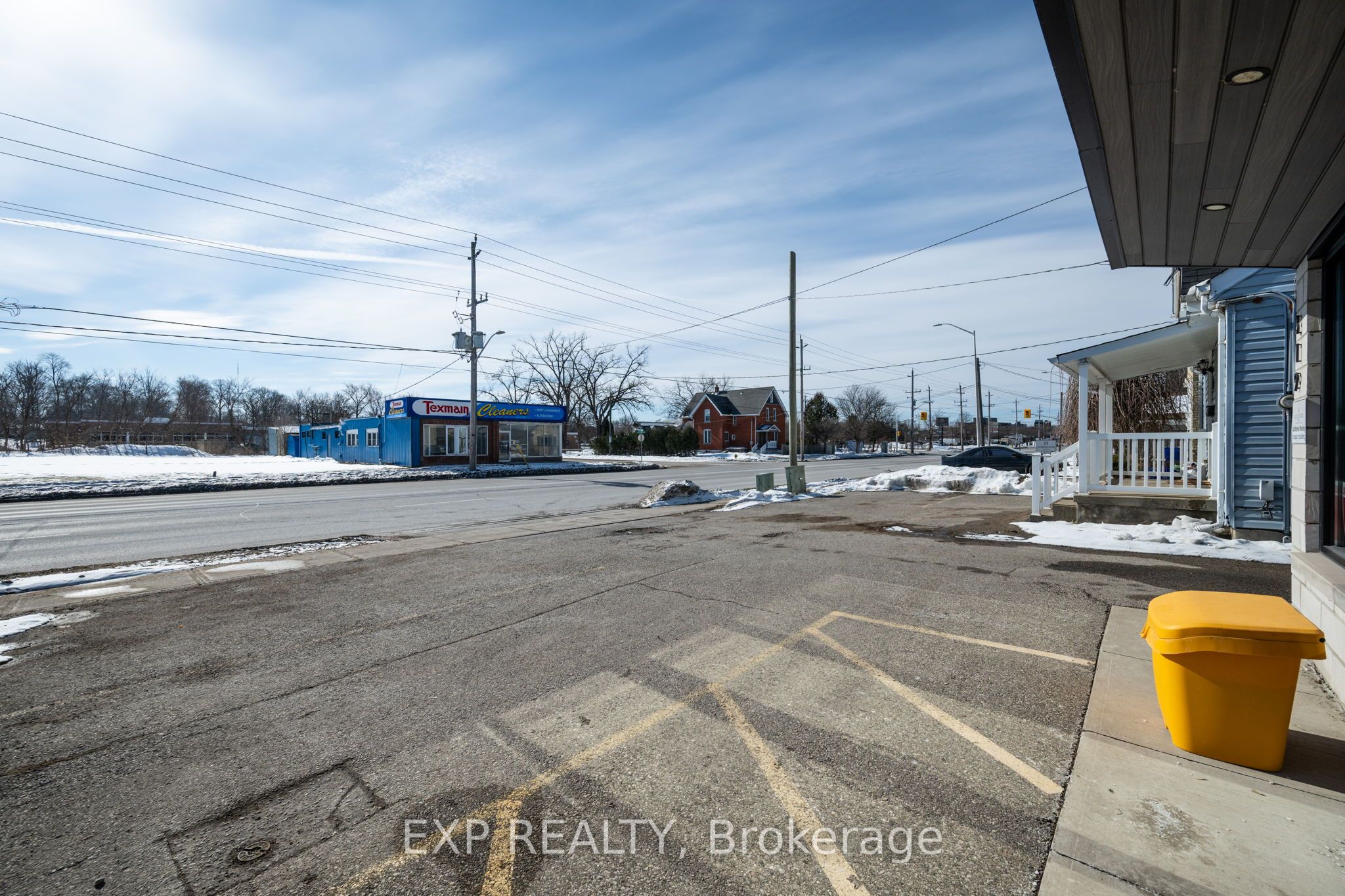 319 Springbank Drive Property Photo 23