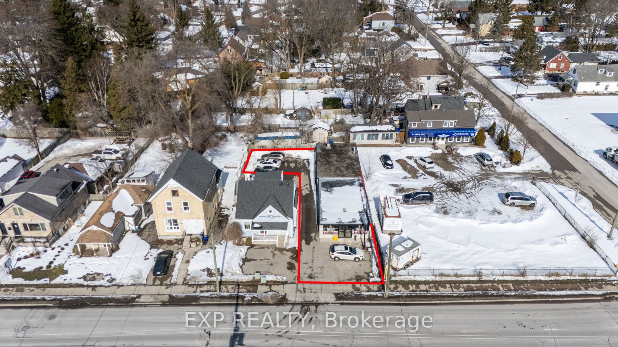 319 Springbank Drive Property Photo 25