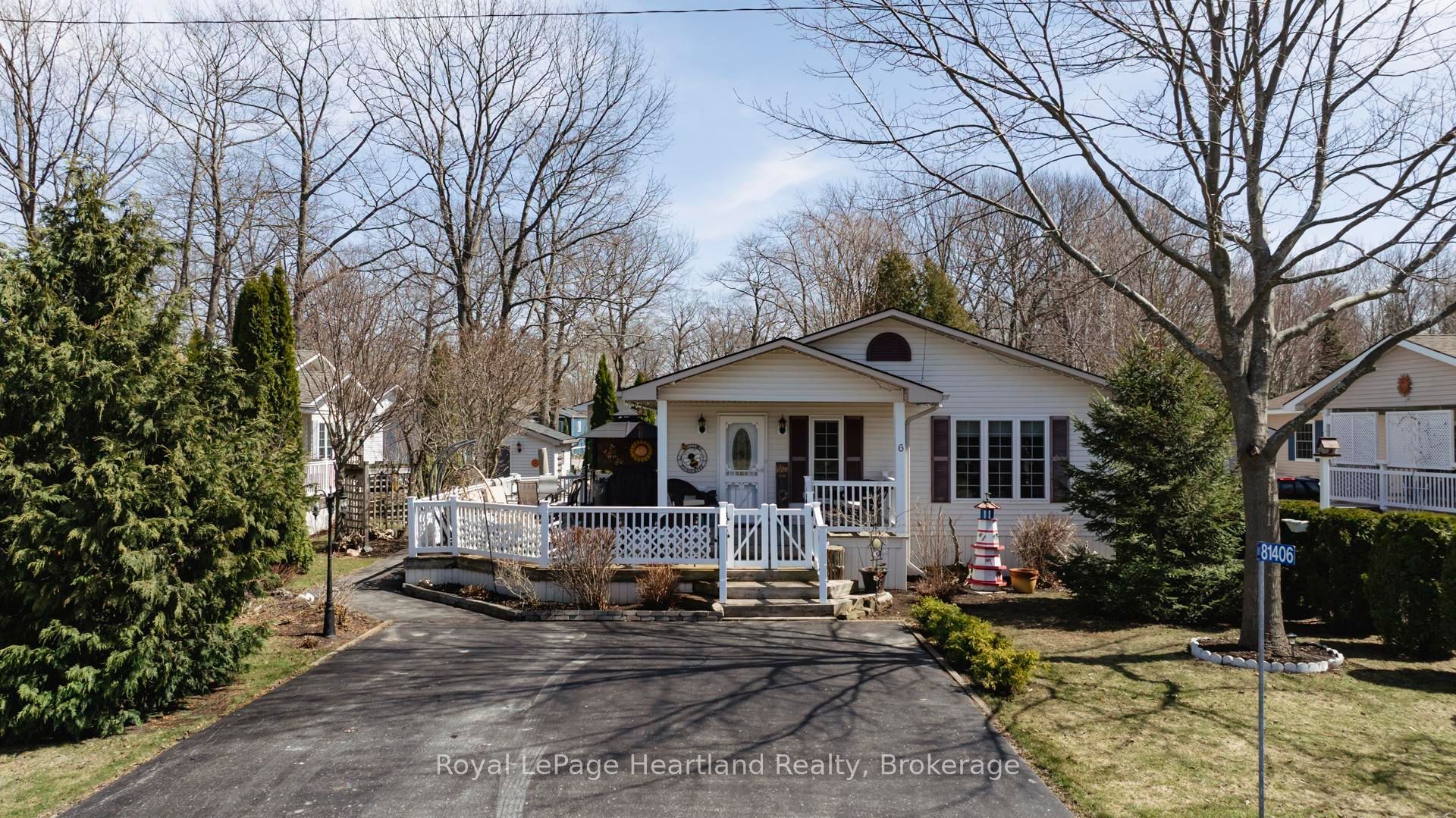 6 Champlain Boulevard Property Photo 1