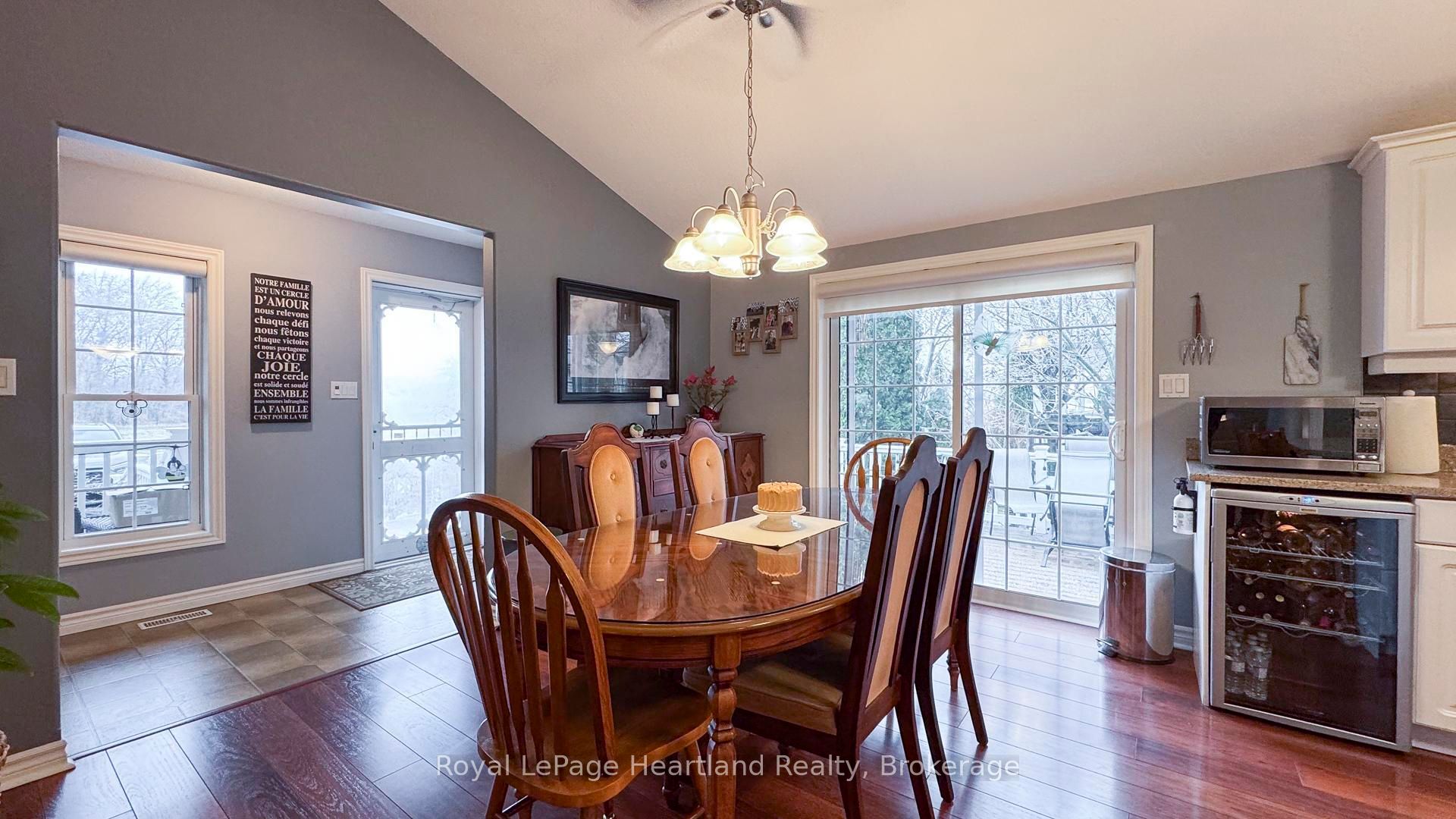 6 Champlain Boulevard Property Photo 14