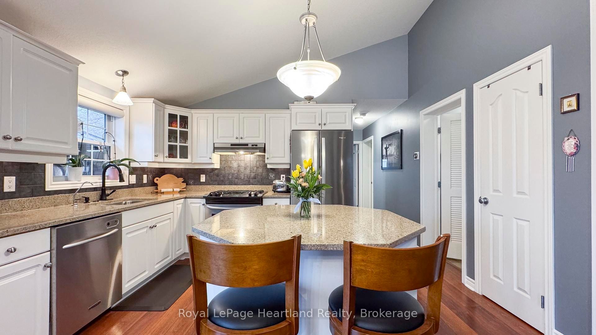 6 Champlain Boulevard Property Photo 16