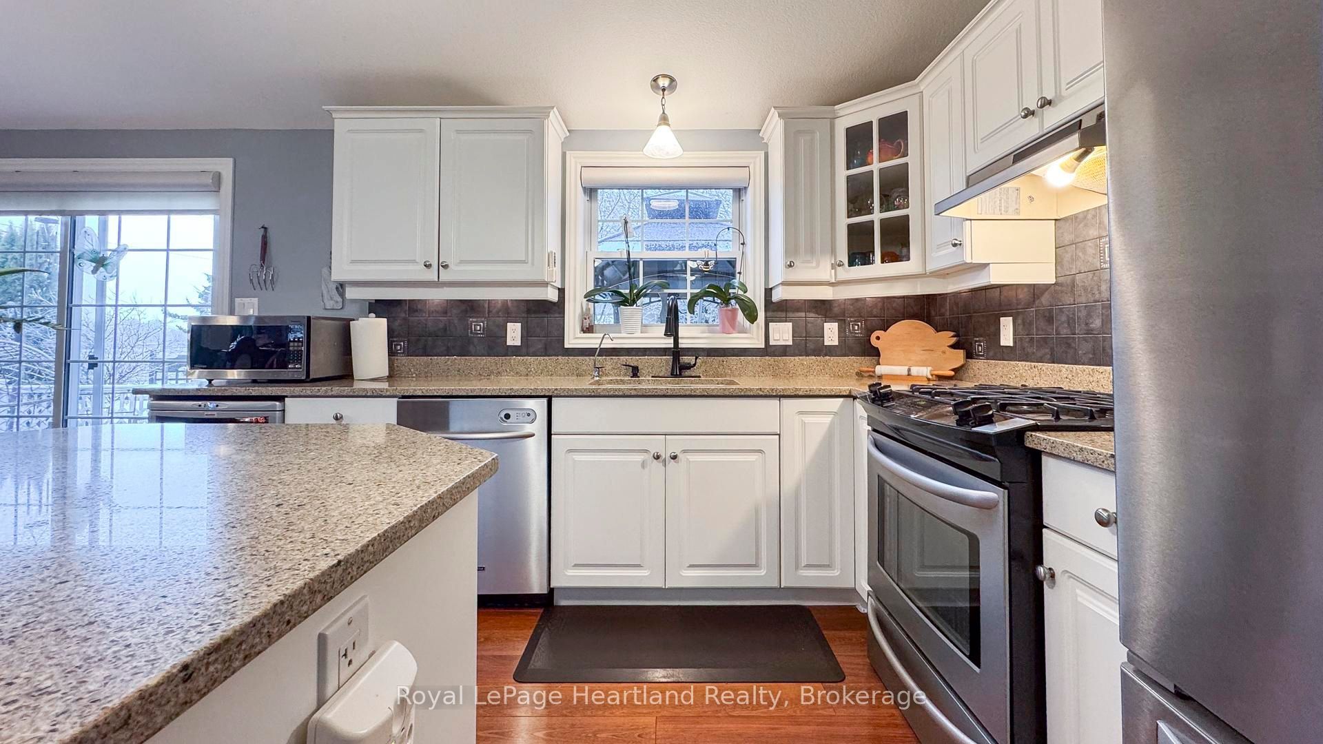 6 Champlain Boulevard Property Photo 19