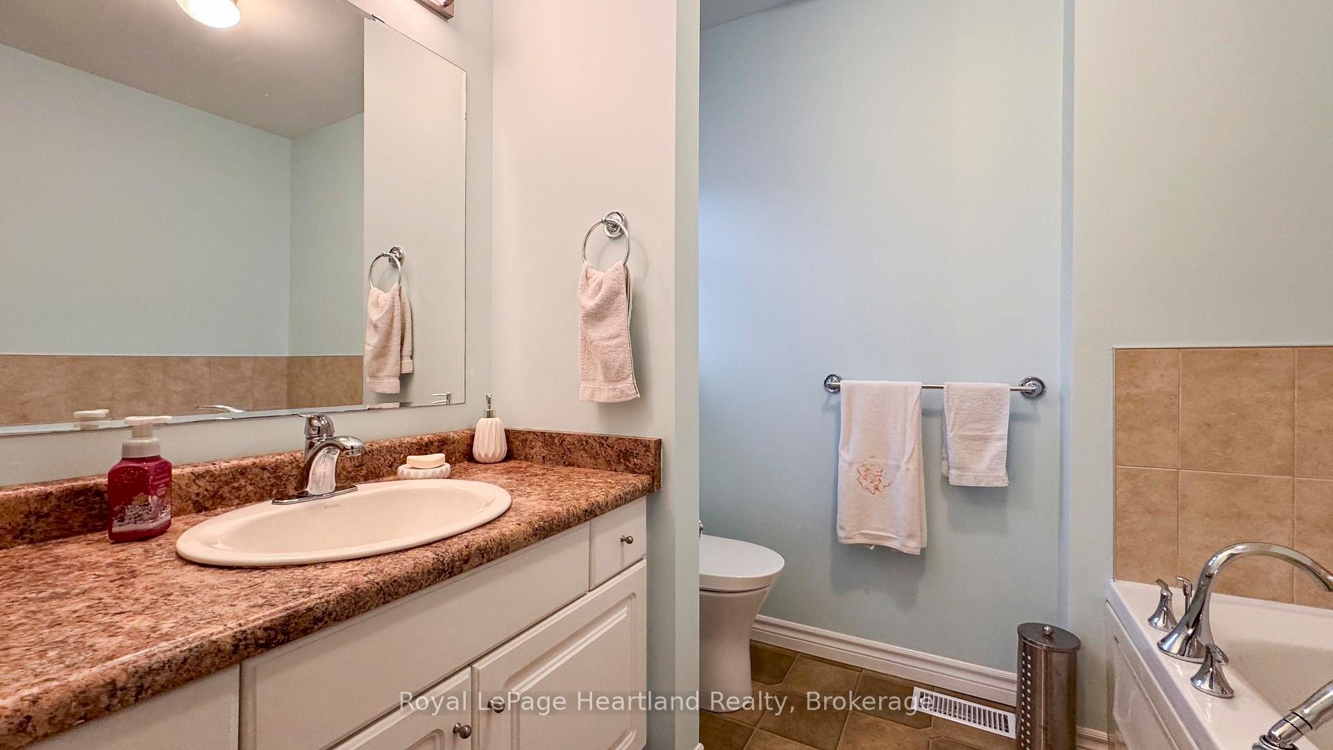 6 Champlain Boulevard Property Photo 33