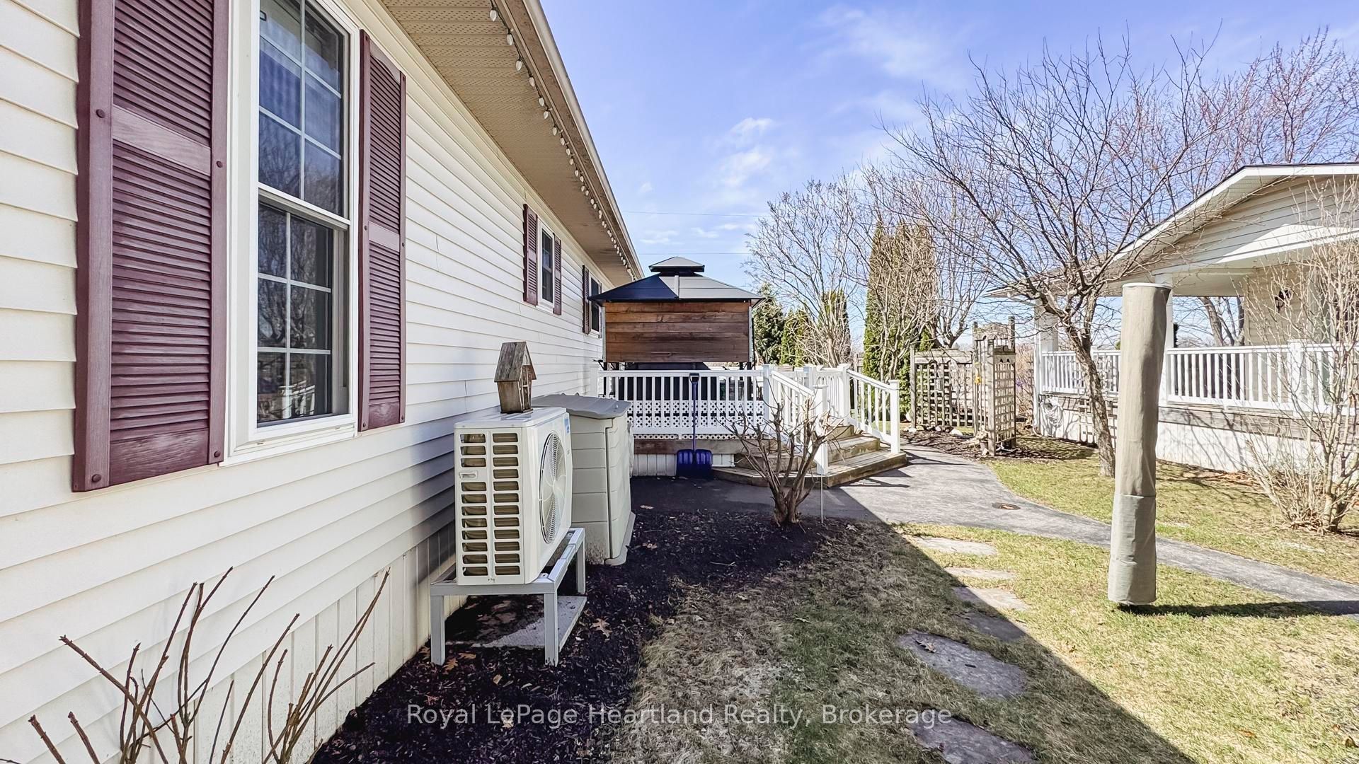 6 Champlain Boulevard Property Photo 37
