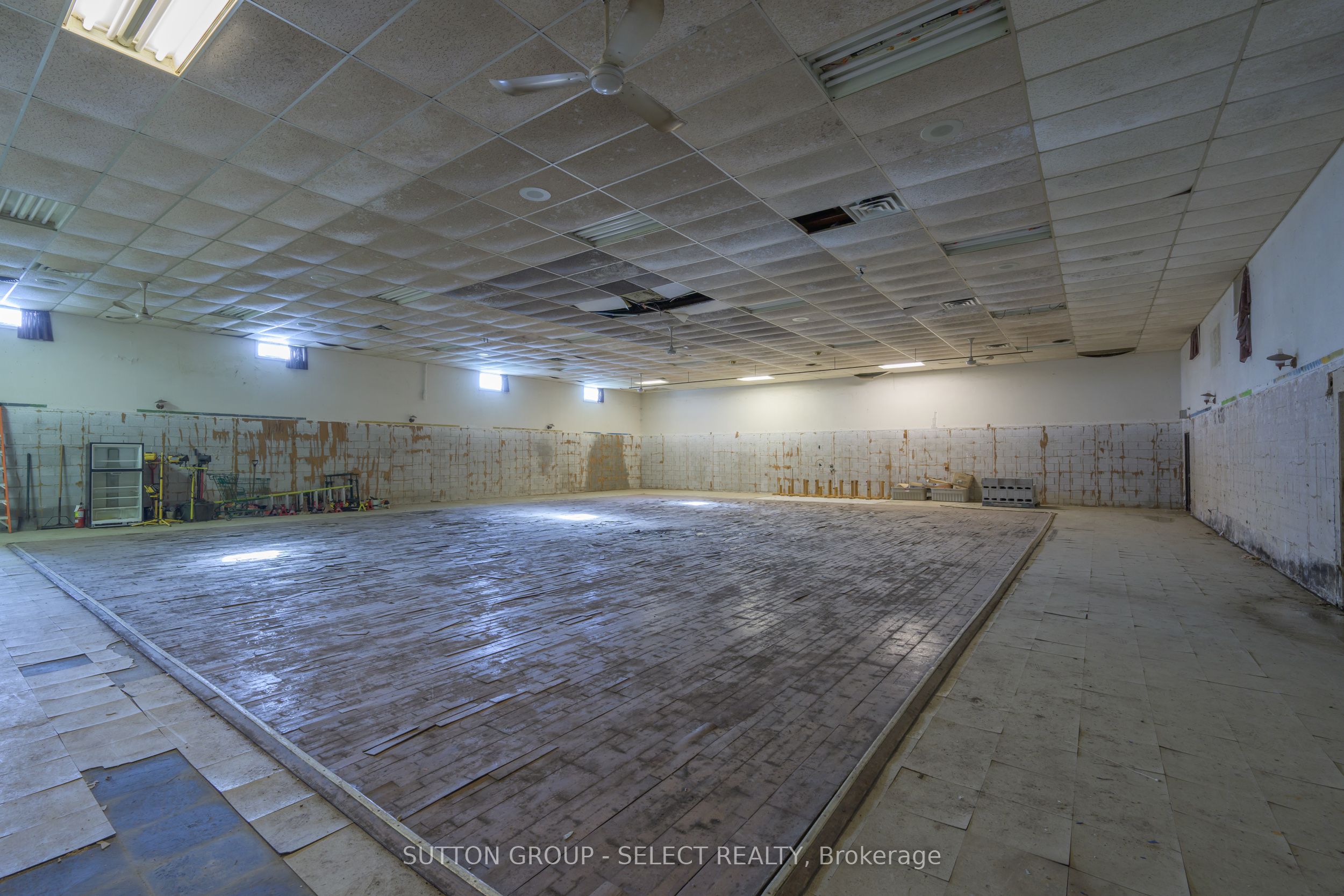 7129 Arkona Road Property Photo 8