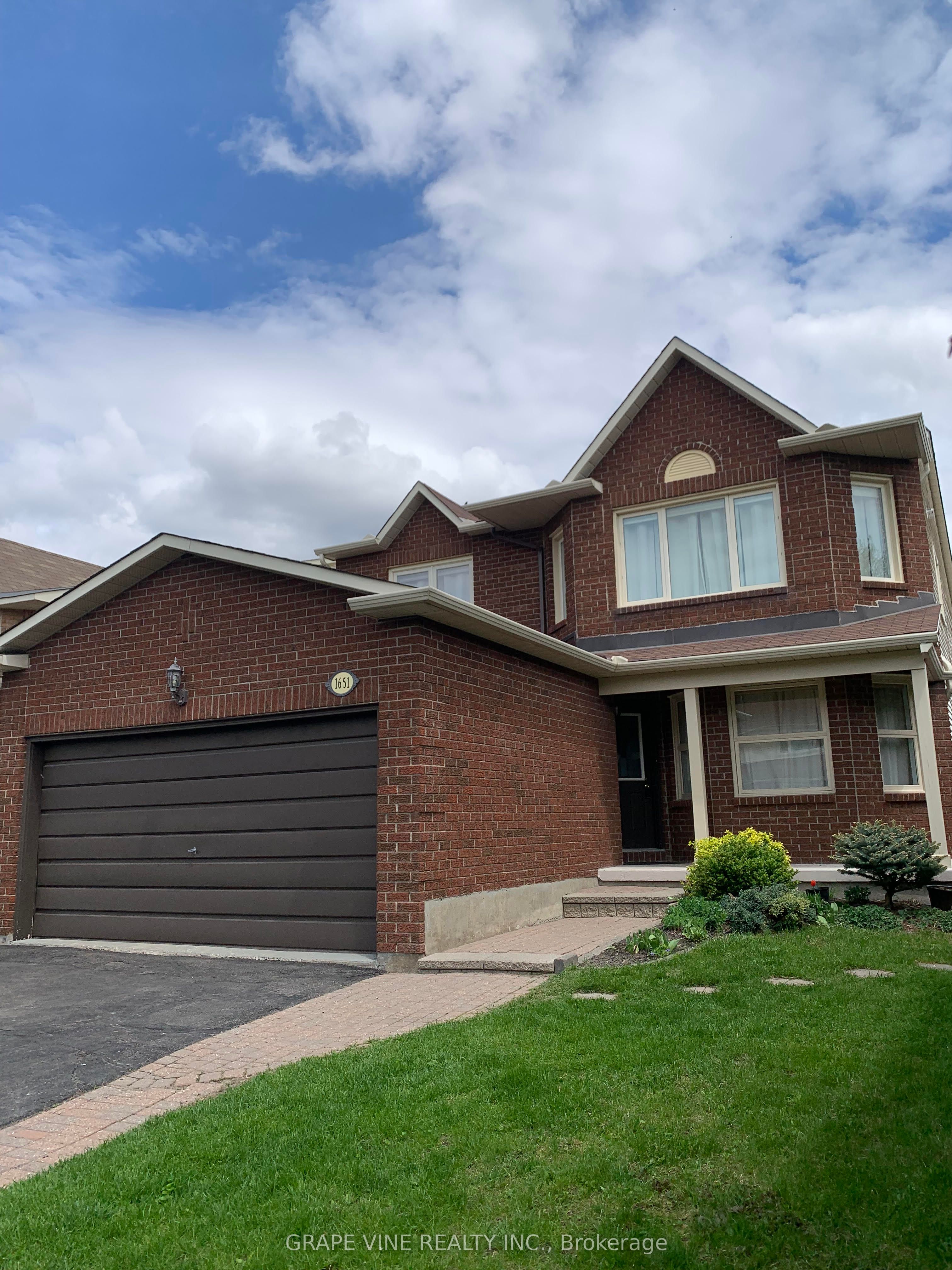 1651 Westport Crescent