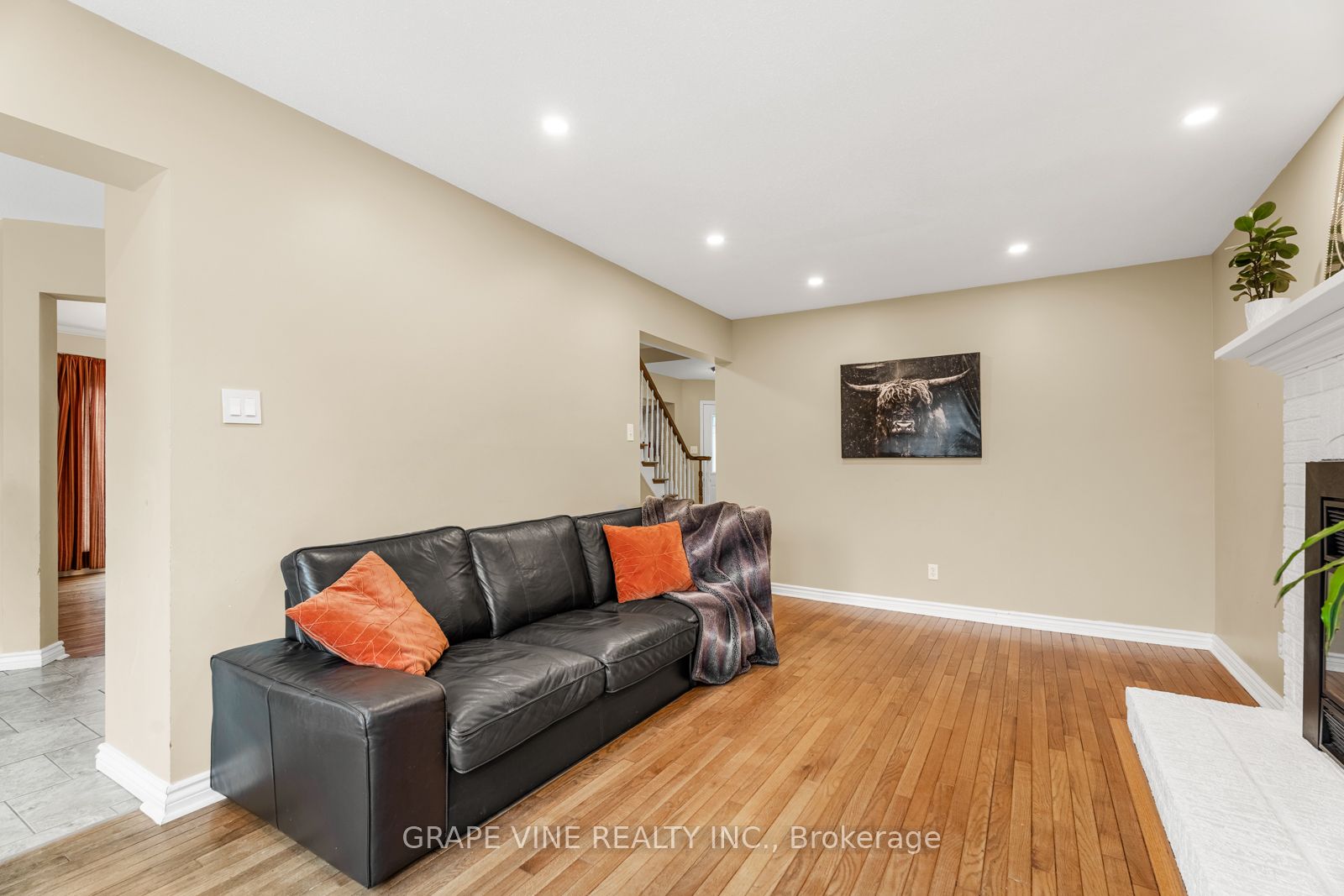 1651 Westport Crescent Property Photo 8