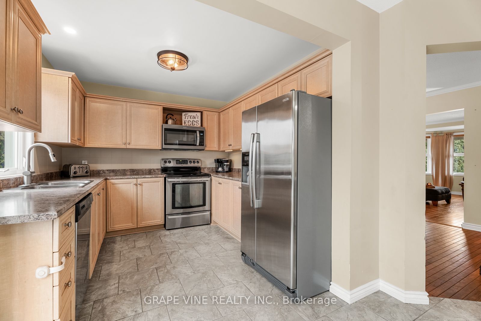 1651 Westport Crescent Property Photo 11