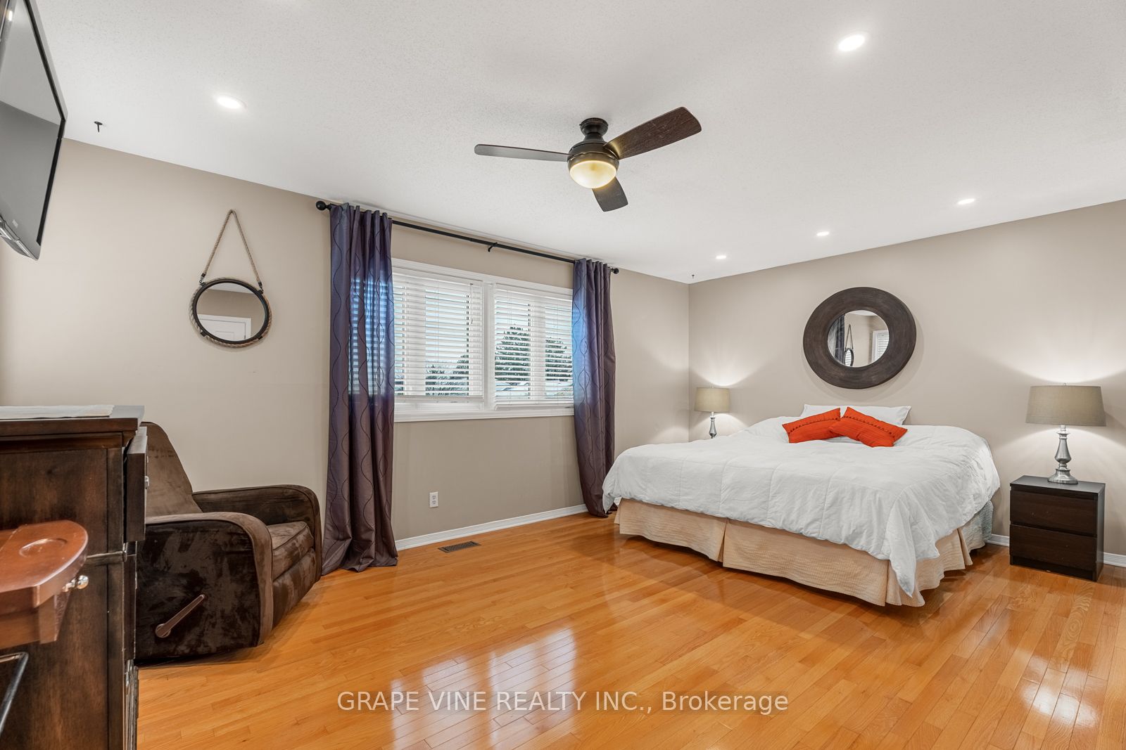 1651 Westport Crescent Property Photo 20