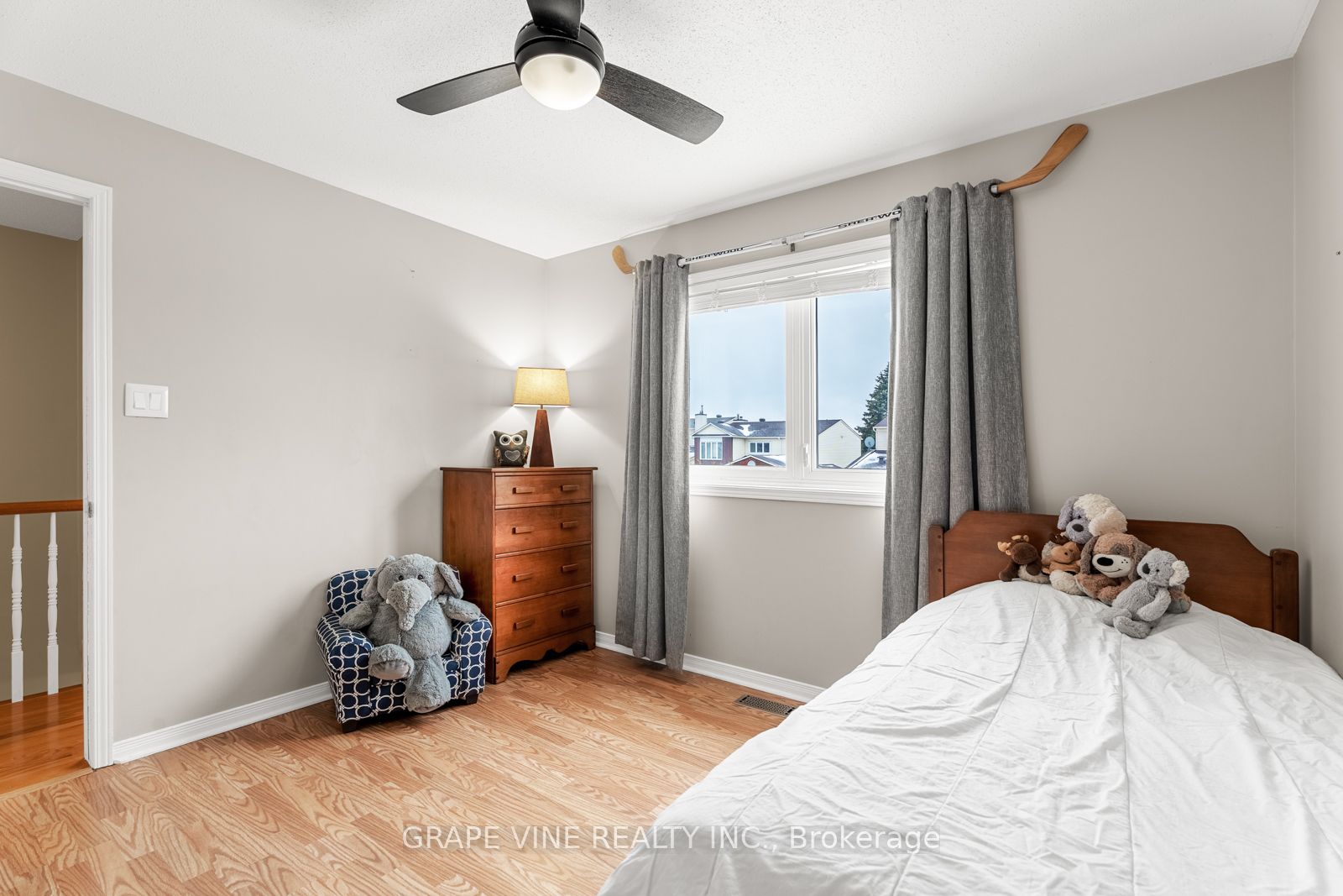 1651 Westport Crescent Property Photo 27