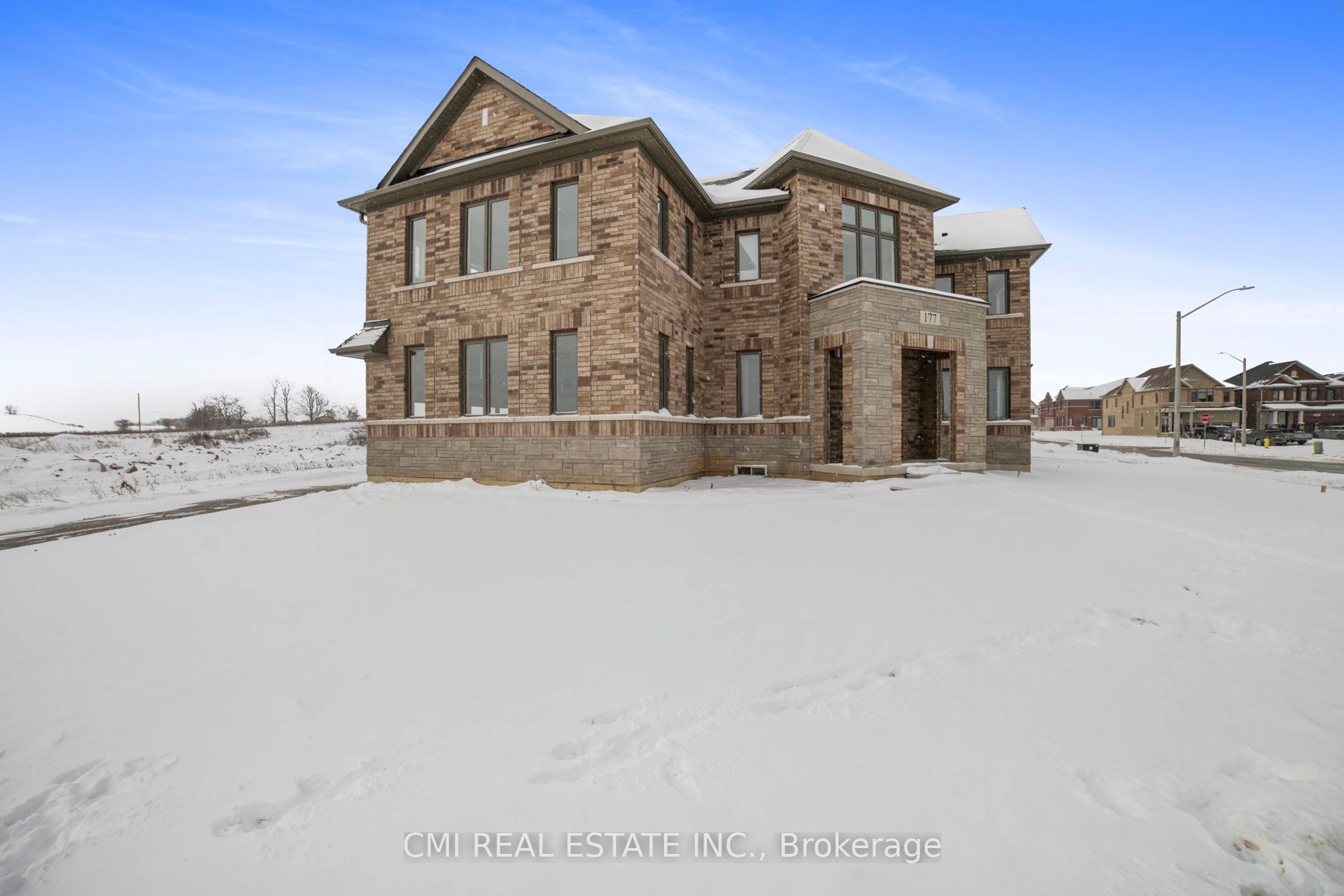 177 Leslie Davis St Property Photo 3