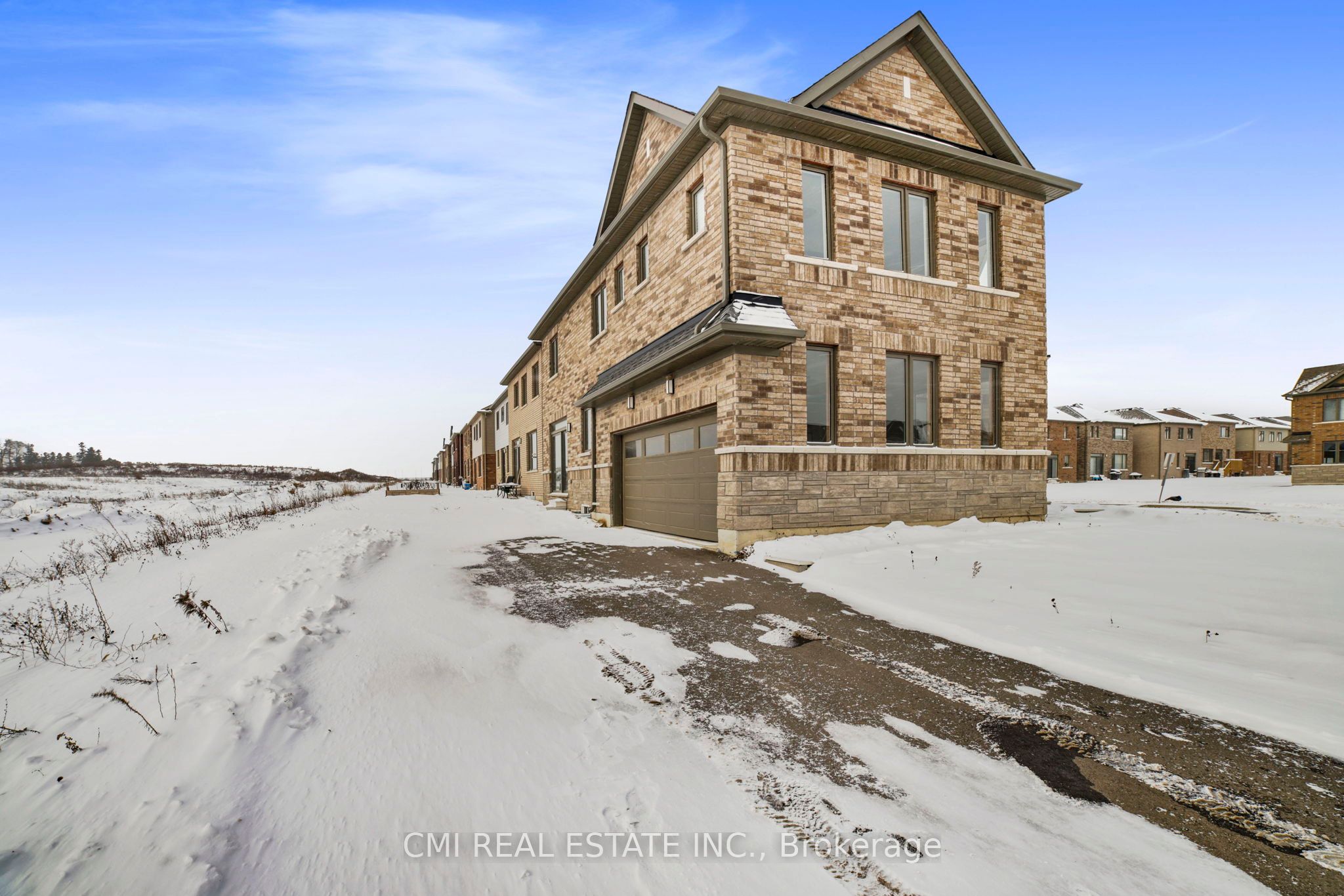 177 Leslie Davis St Property Photo 43