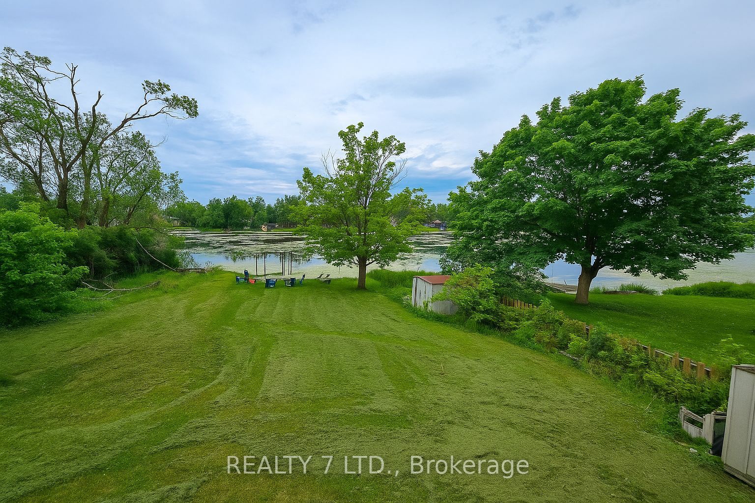 22 Lawrence Street N Property Photo 3