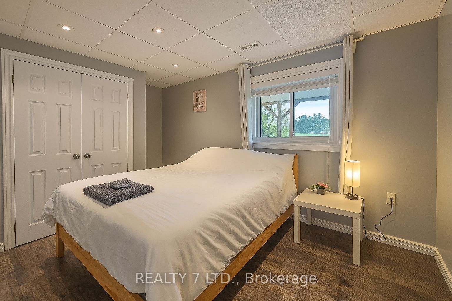 22 Lawrence Street N Property Photo 16