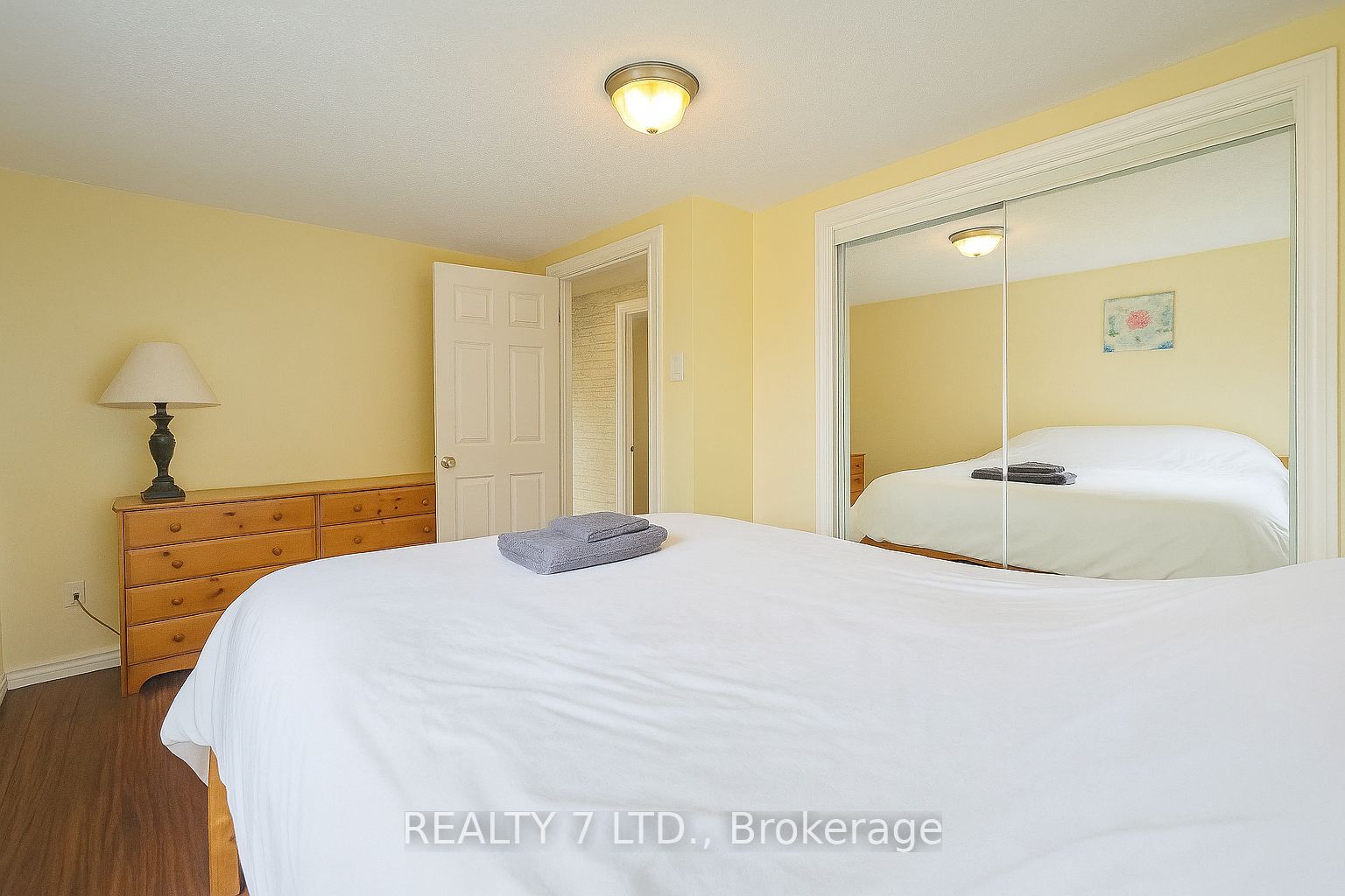 22 Lawrence Street N Property Photo 32