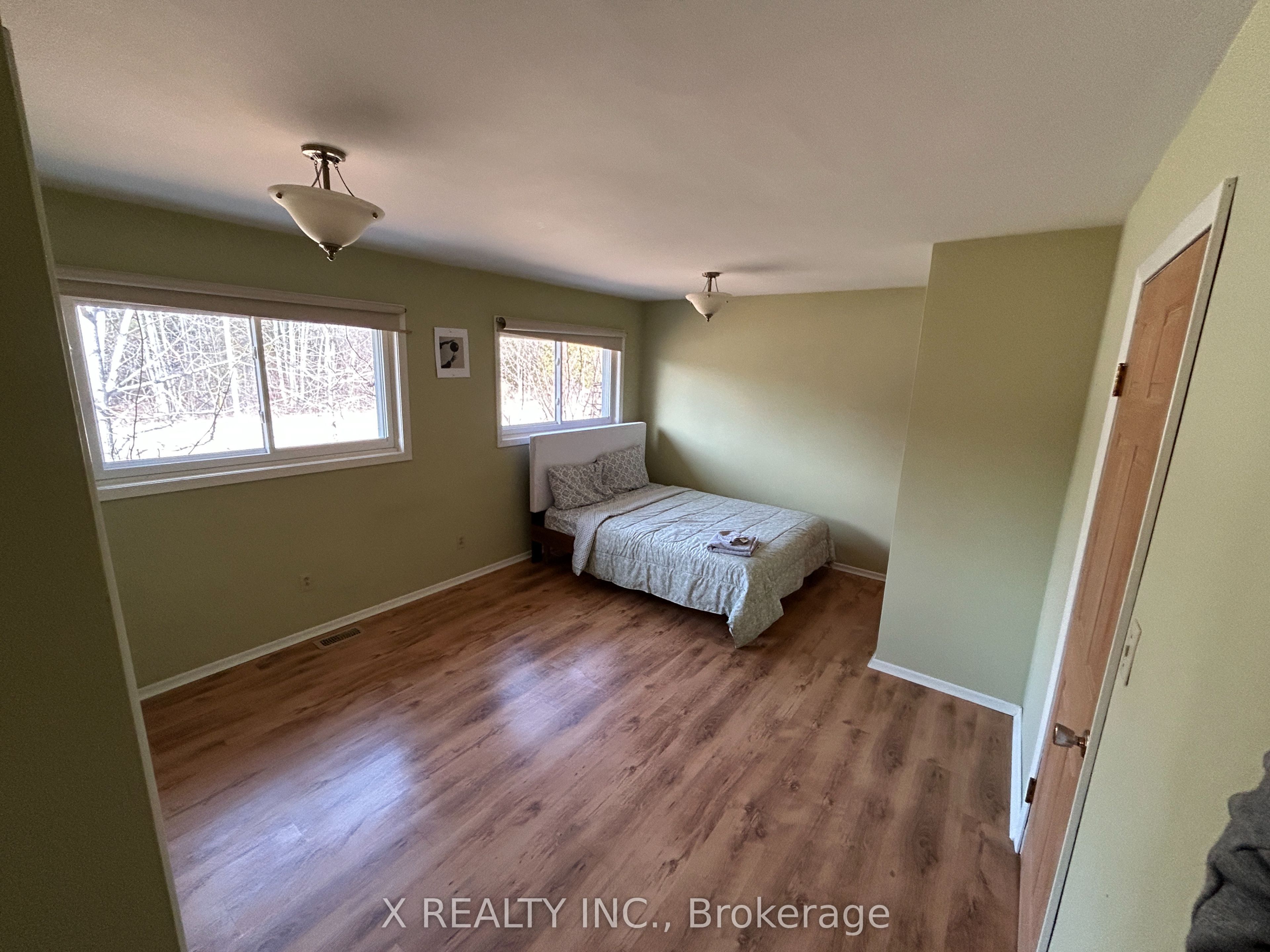 154 Brimley Road S Property Photo 4