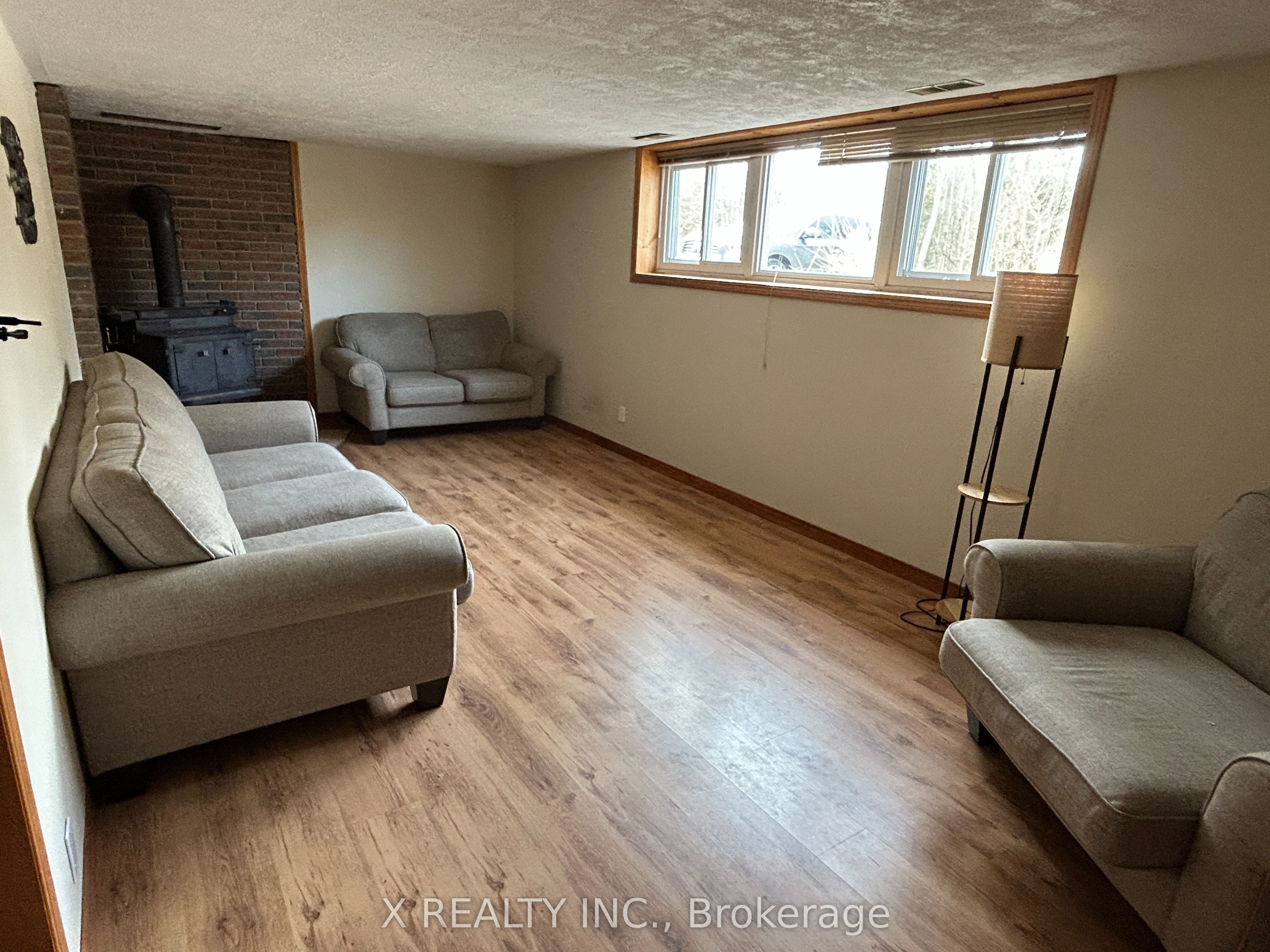 154 Brimley Road S Property Photo 12