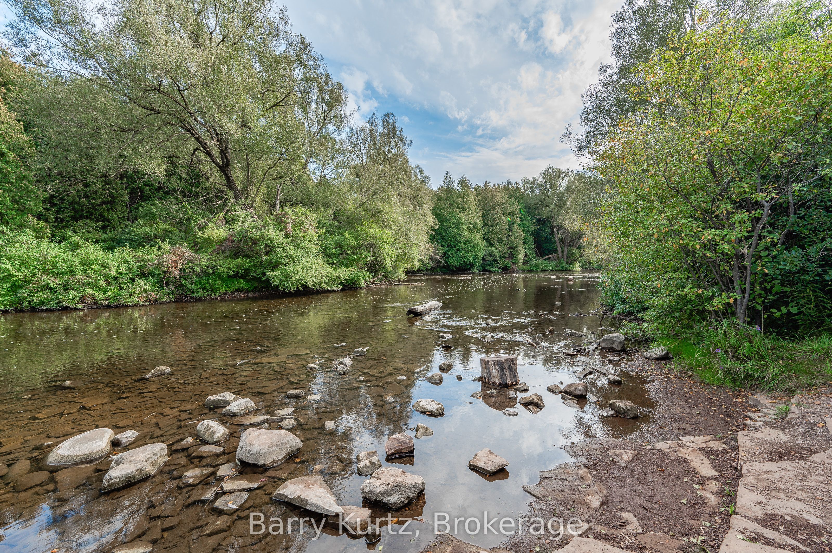739 Stone Road Property Photo 6