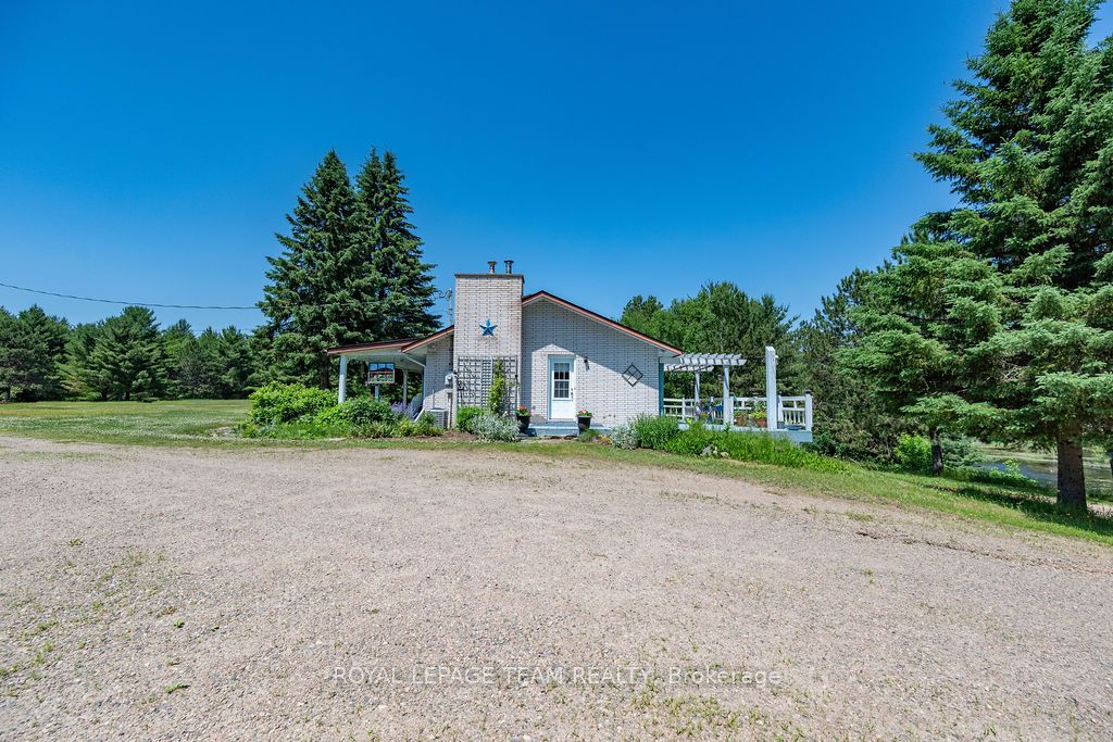 11462 Opeongo Road Property Photo 19