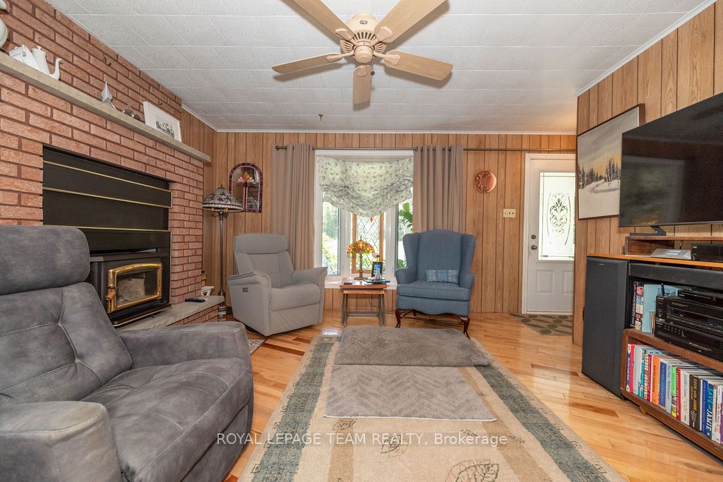 11462 Opeongo Road Property Photo 30