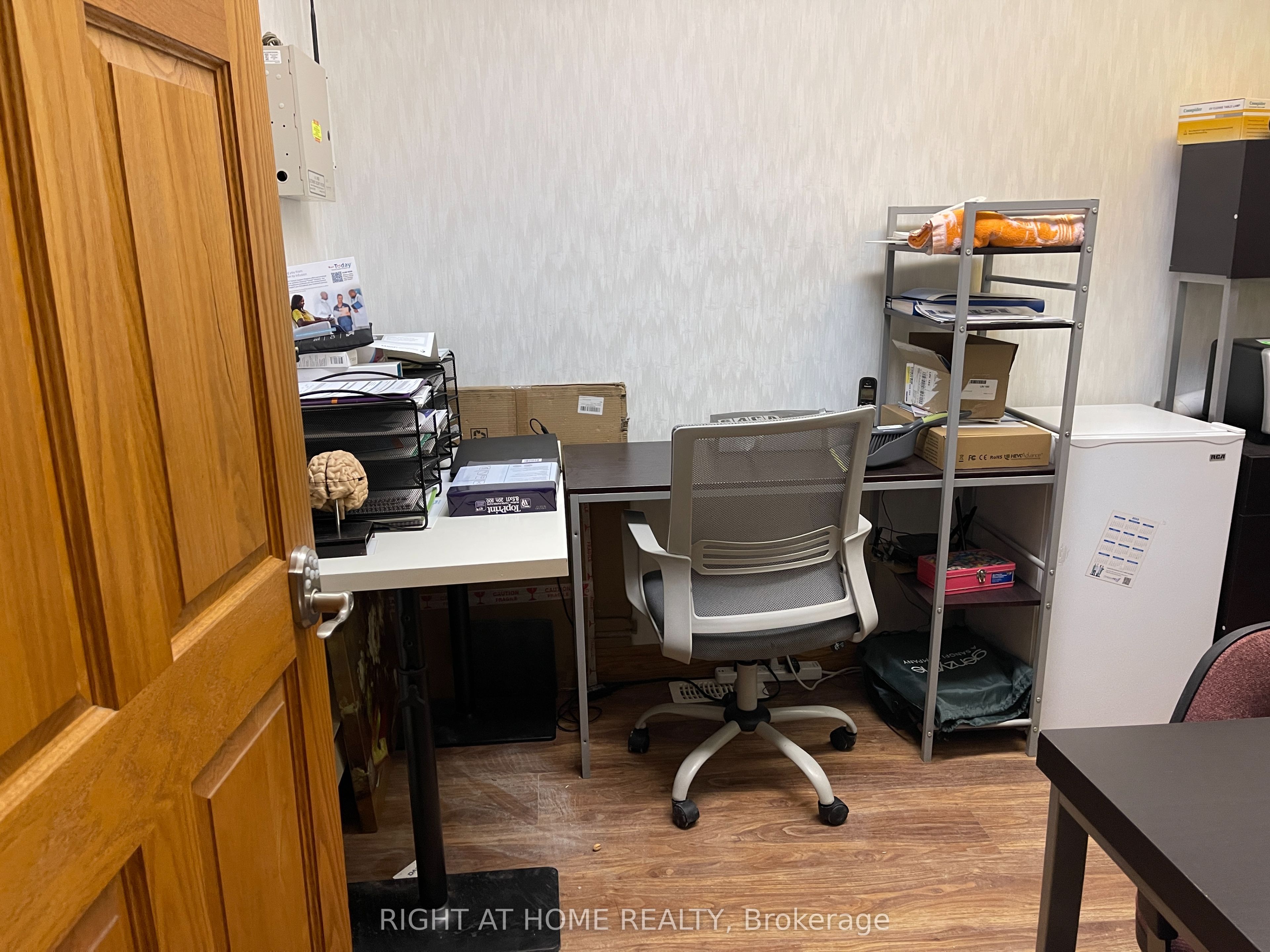 #a - 640 Concession Street Property Photo 15