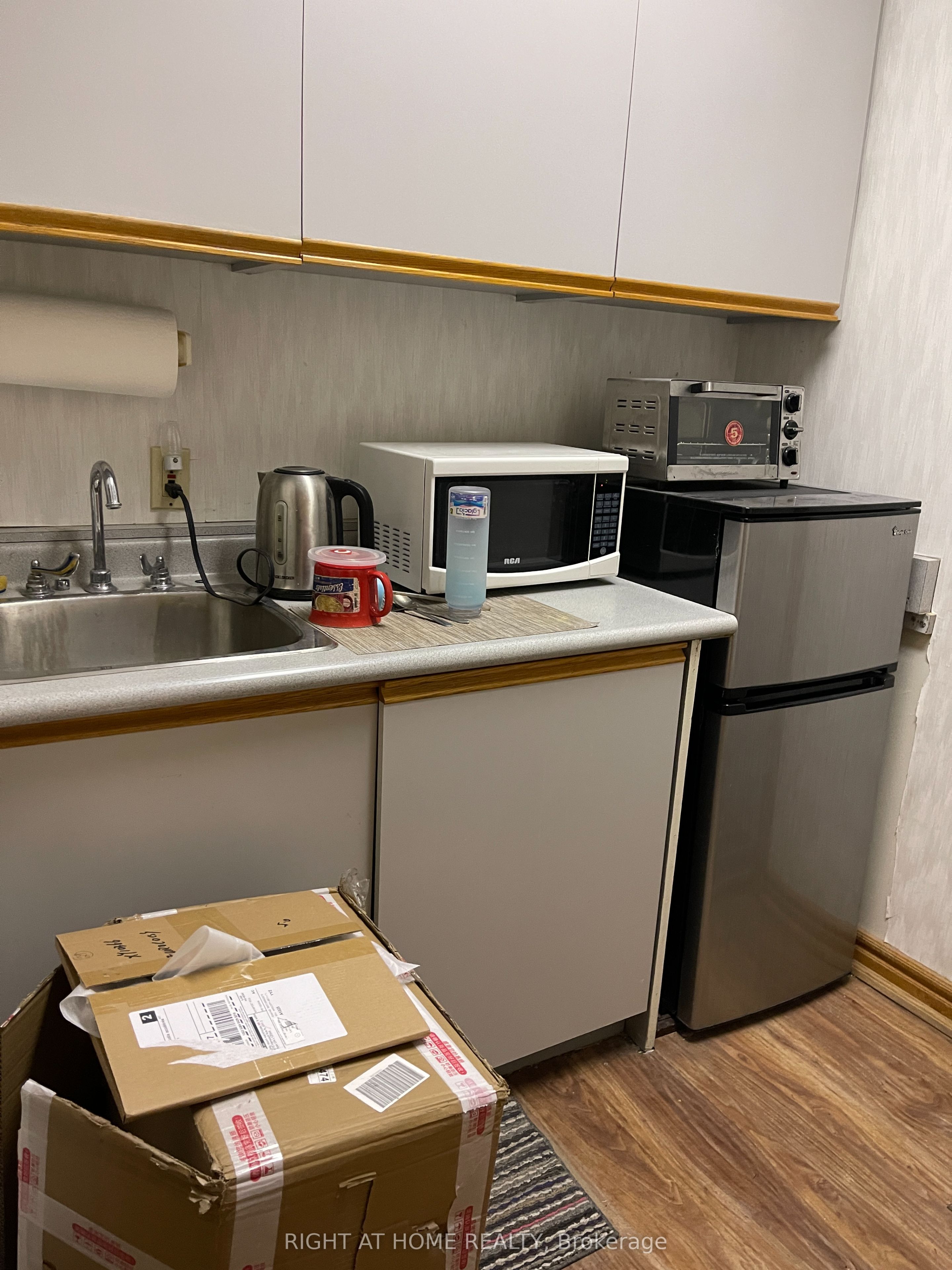 #a - 640 Concession Street Property Photo 17